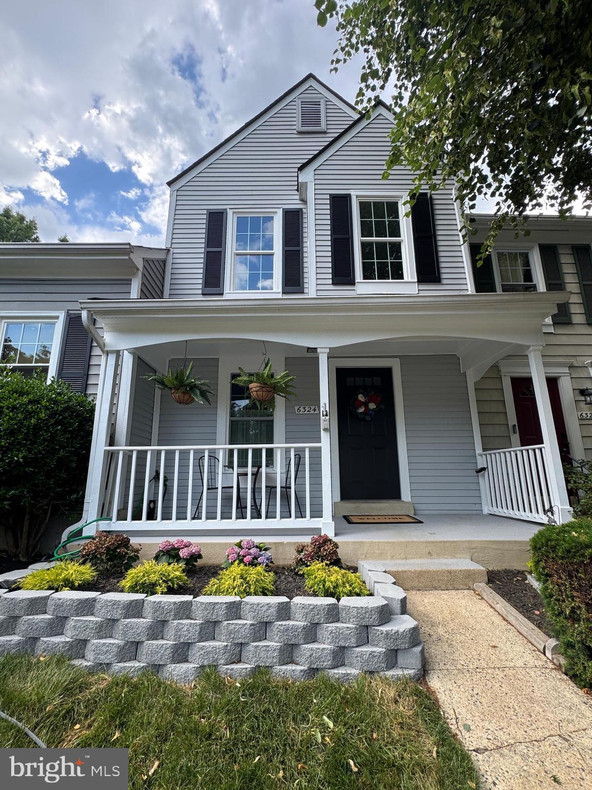 6324 CHIMNEY WOOD COURT