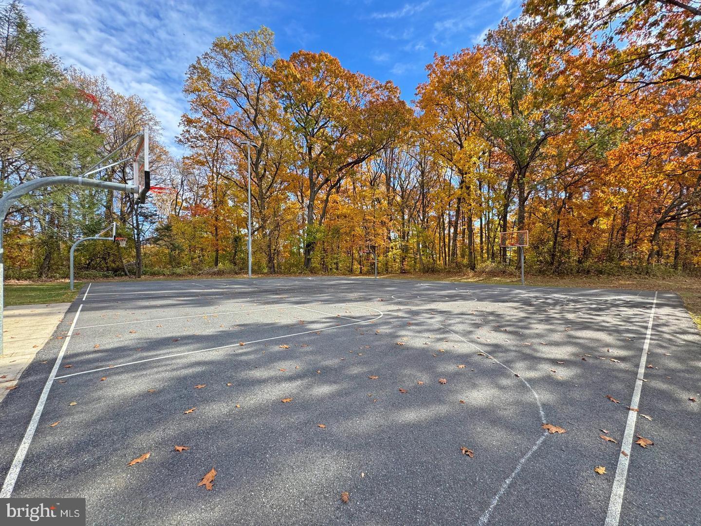 OAK SPRINGS - Residential