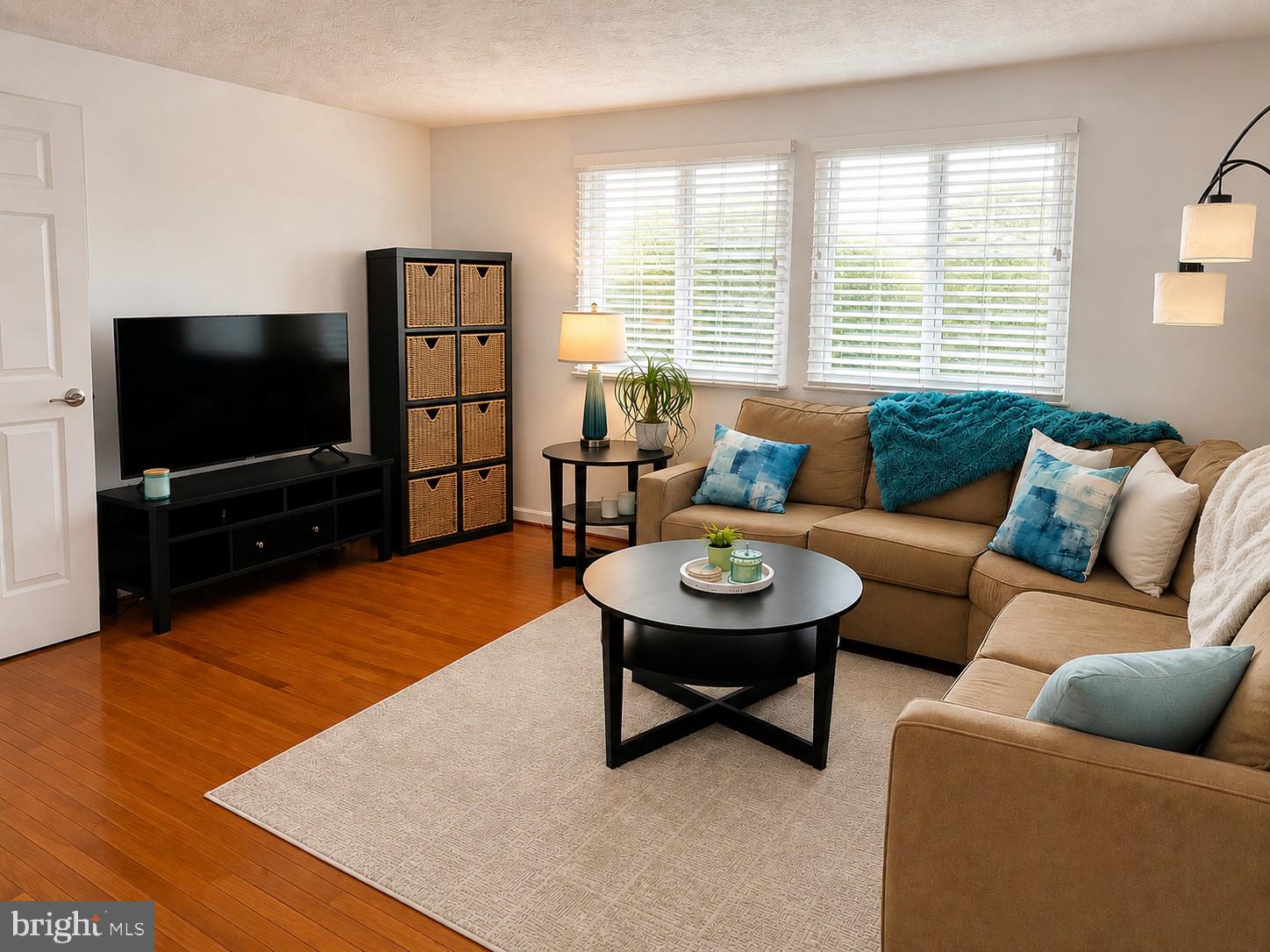 OAK SPRINGS - Residential