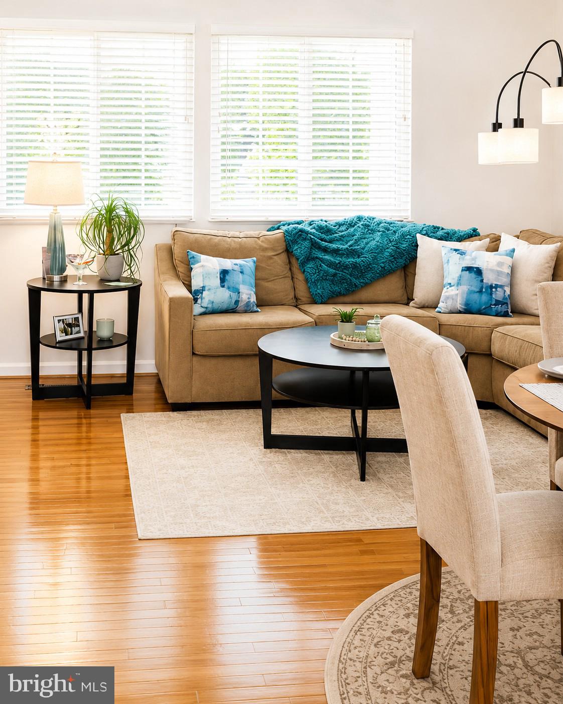 OAK SPRINGS - Residential