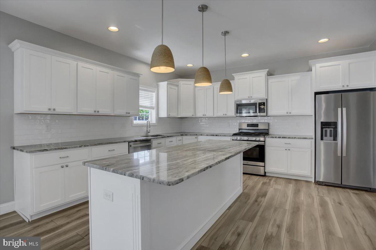 HERITAGE ESTATES - Residential