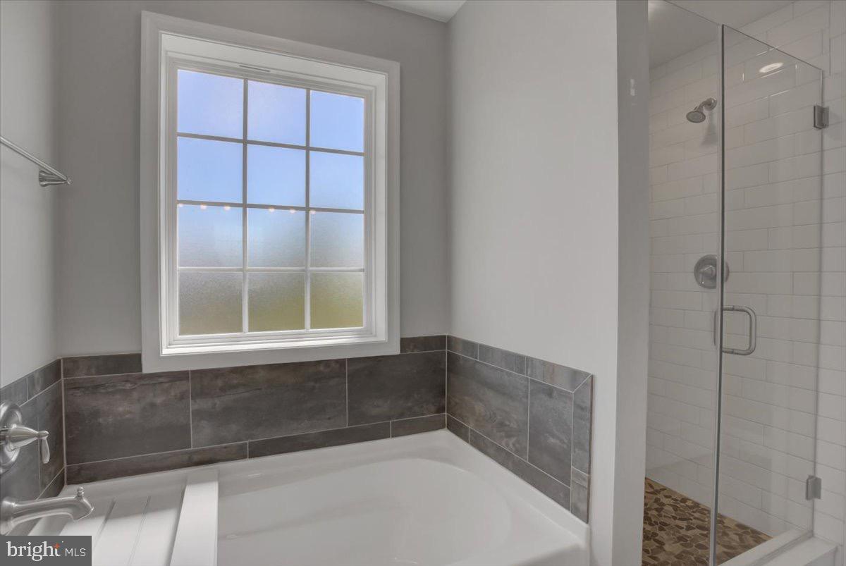 HERITAGE ESTATES - Residential