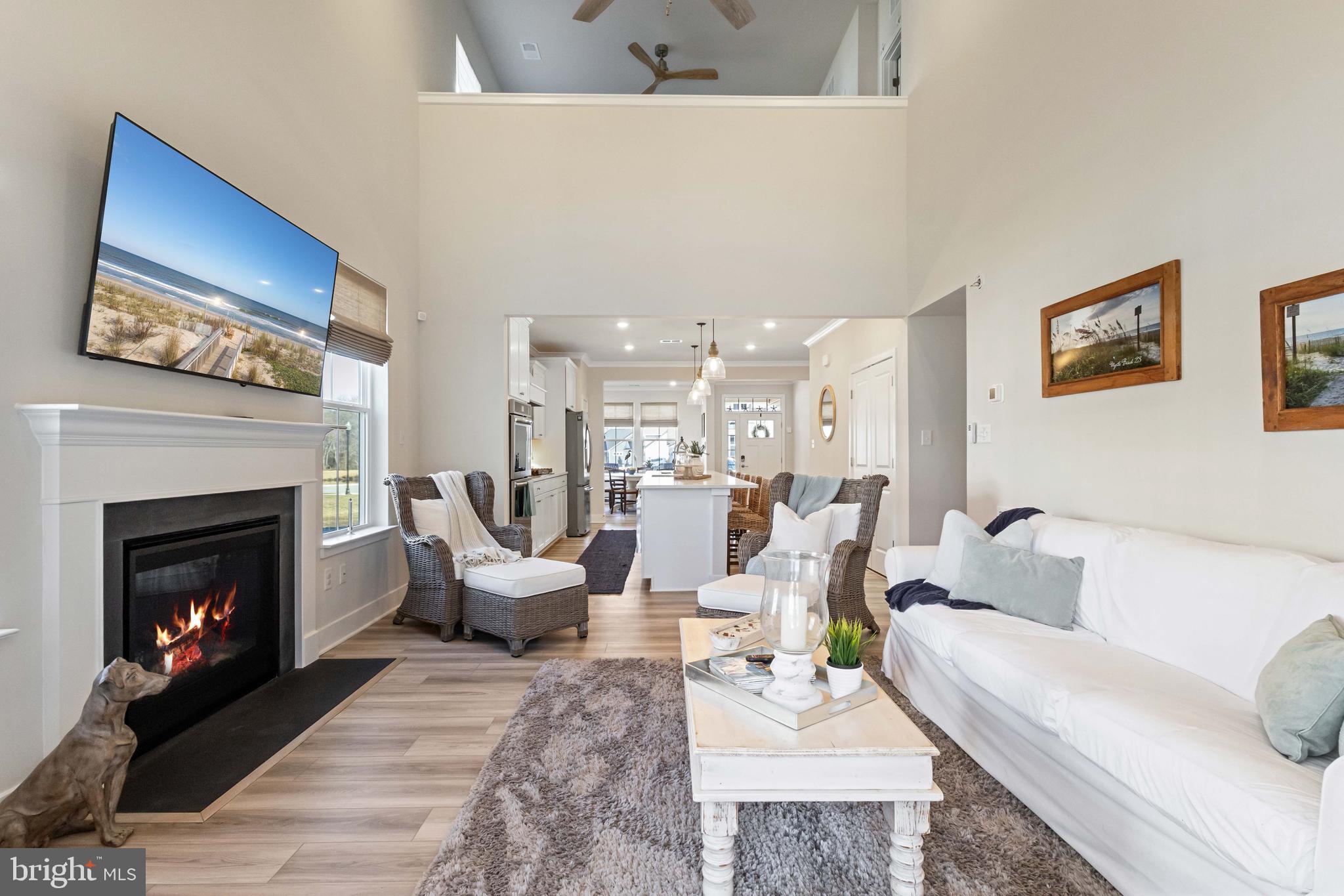 MILOS HAVEN - Residential