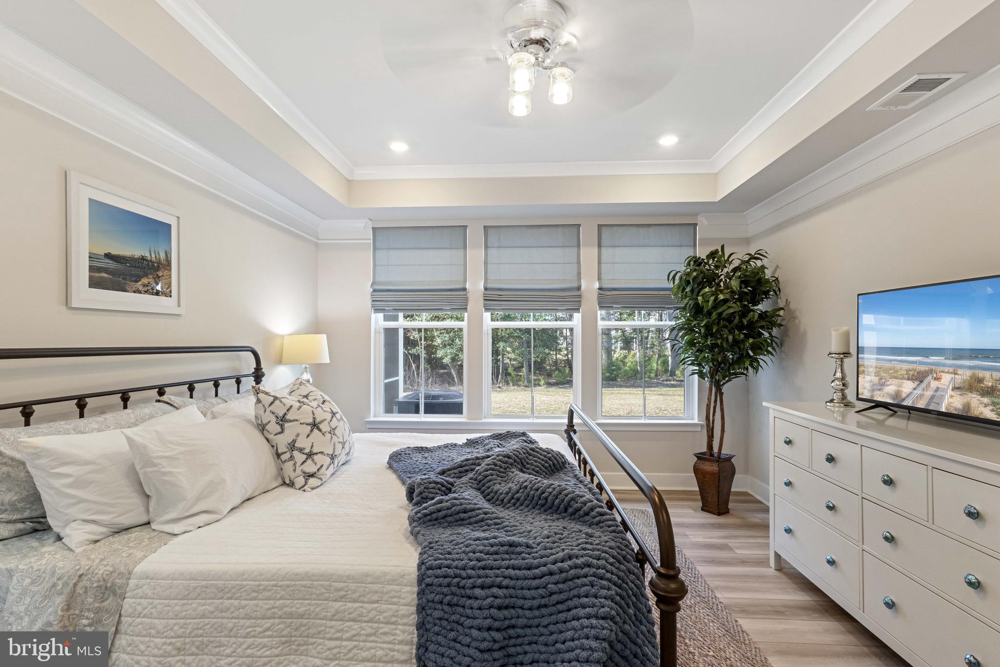 MILOS HAVEN - Residential