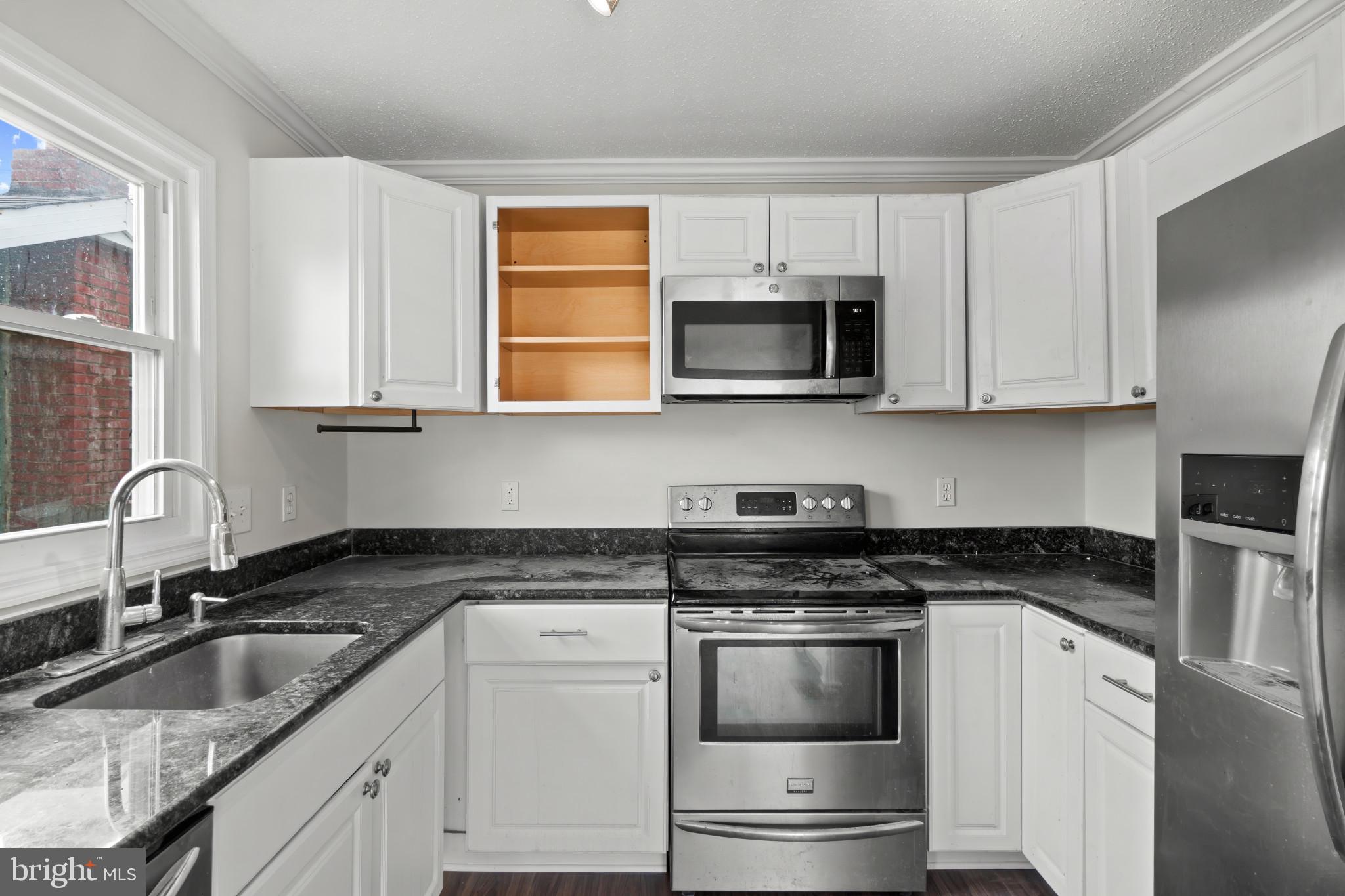 BALTIMORE HIGHLANDS - Residential