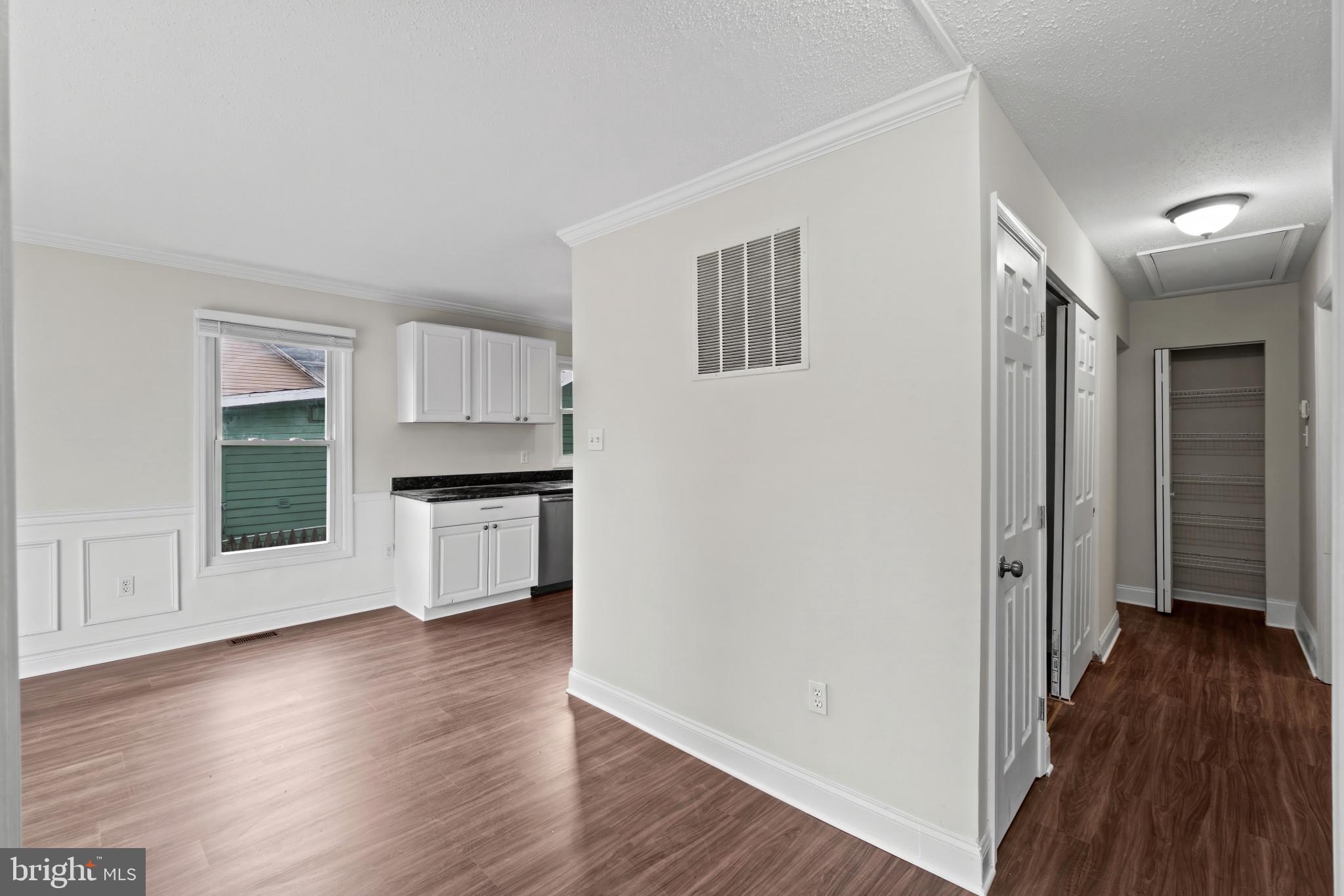 BALTIMORE HIGHLANDS - Residential