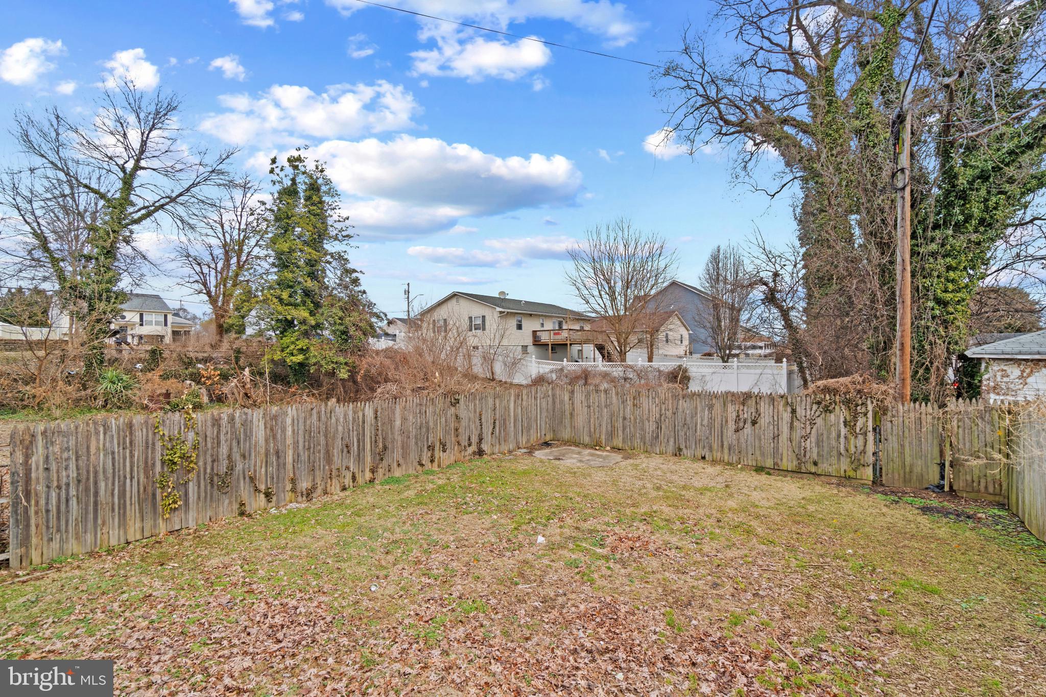 BALTIMORE HIGHLANDS - Residential