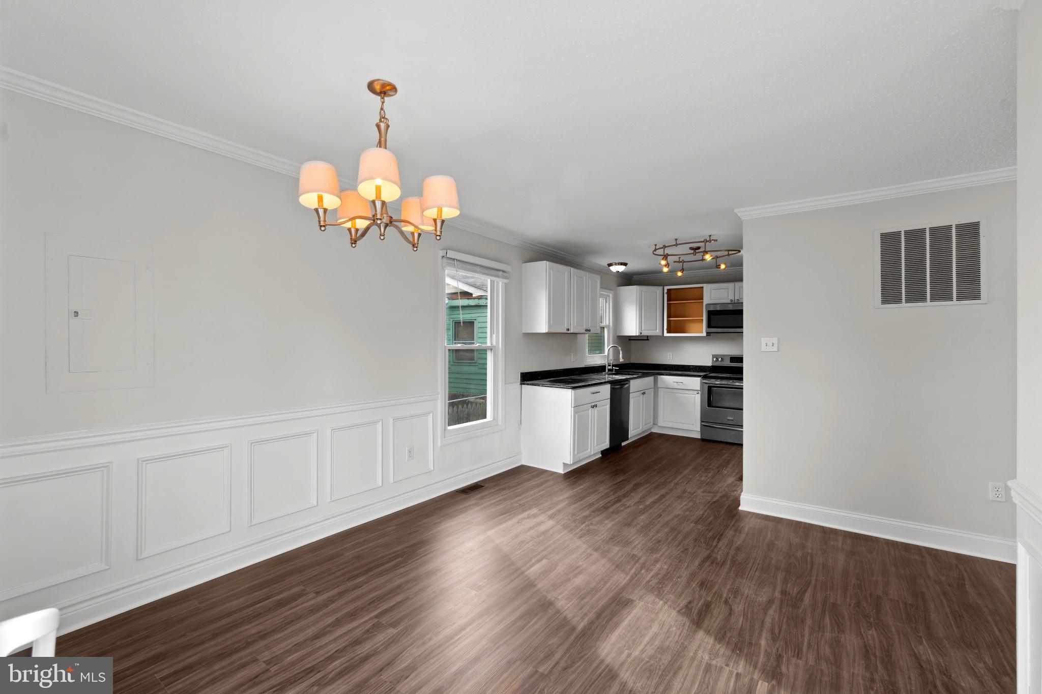 BALTIMORE HIGHLANDS - Residential