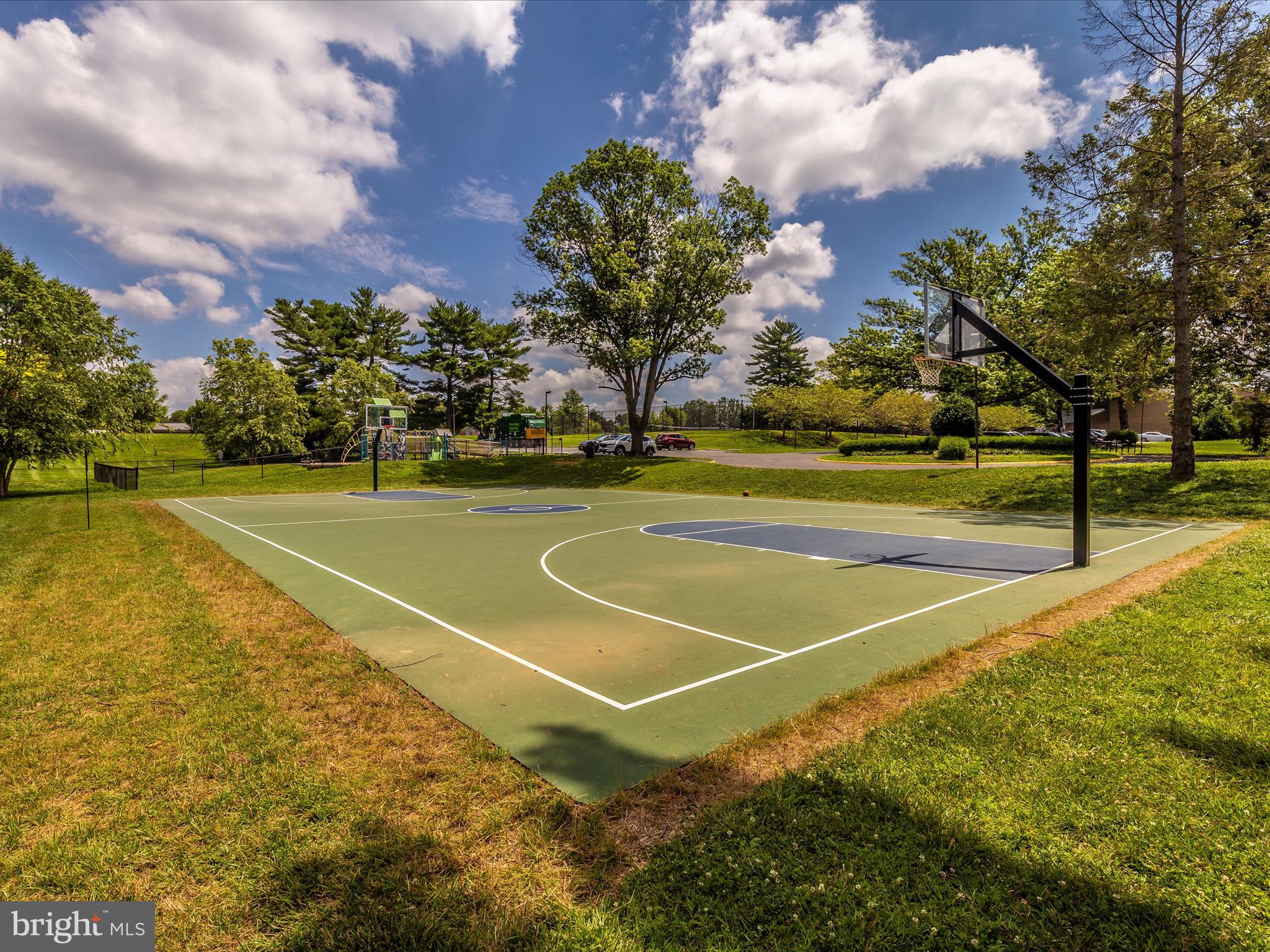 THOMAS CHOICE GARDENS - Residential