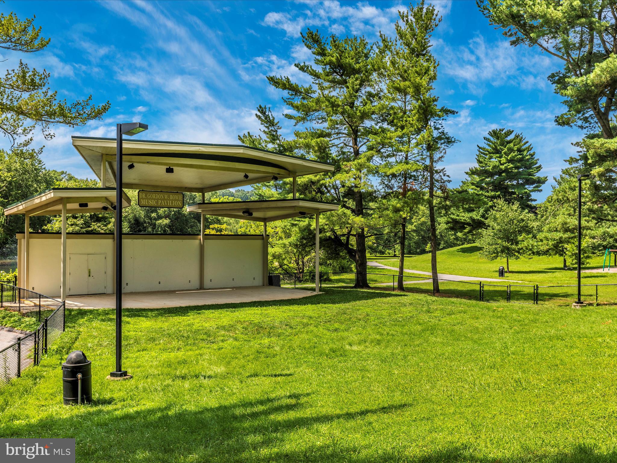 THOMAS CHOICE GARDENS - Residential