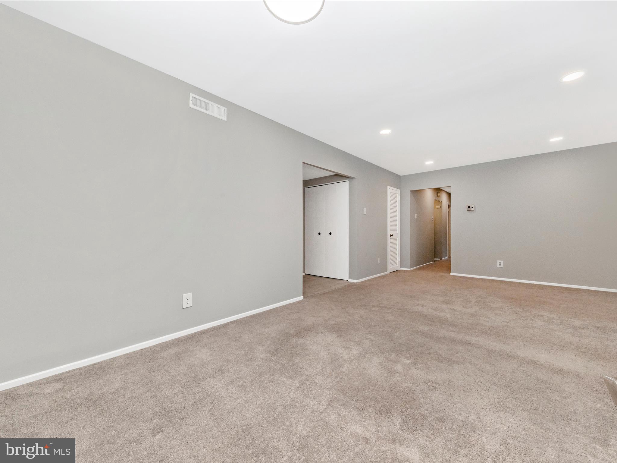 THOMAS CHOICE GARDENS - Residential