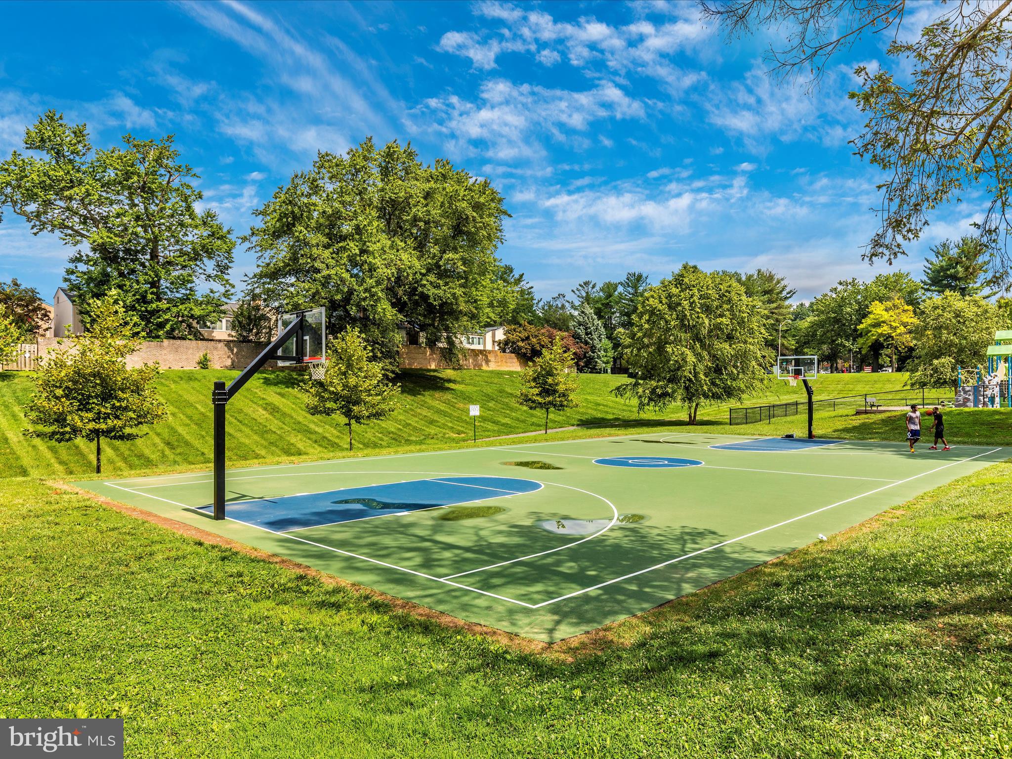 THOMAS CHOICE GARDENS - Residential