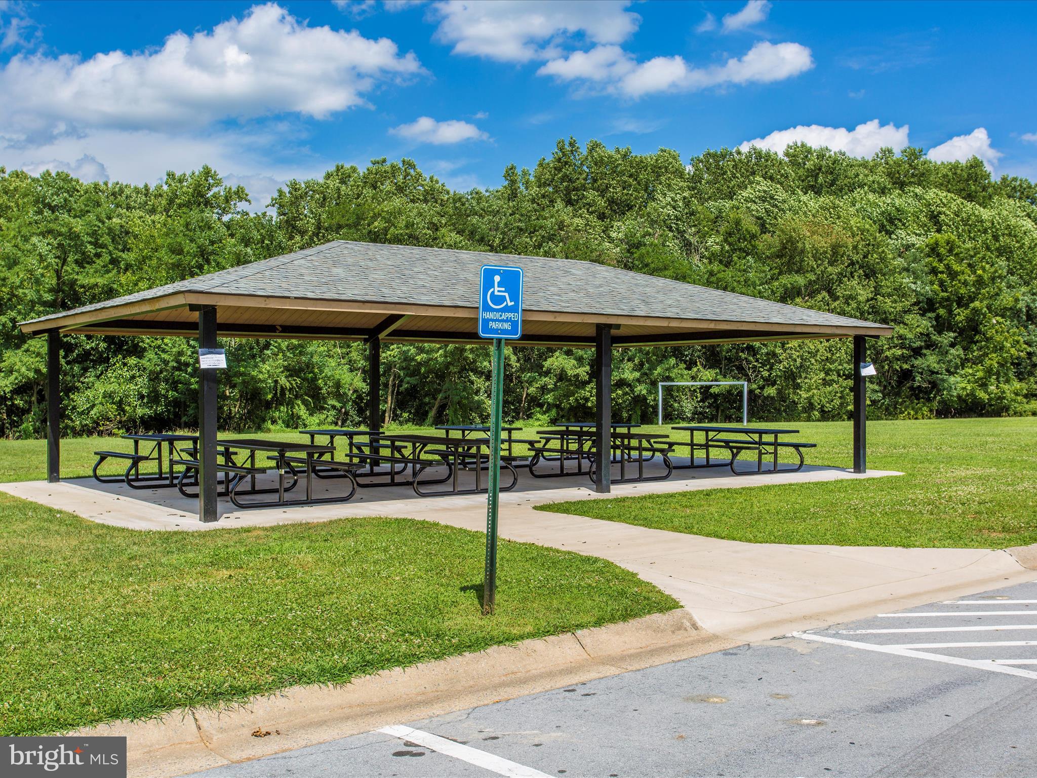 THOMAS CHOICE GARDENS - Residential