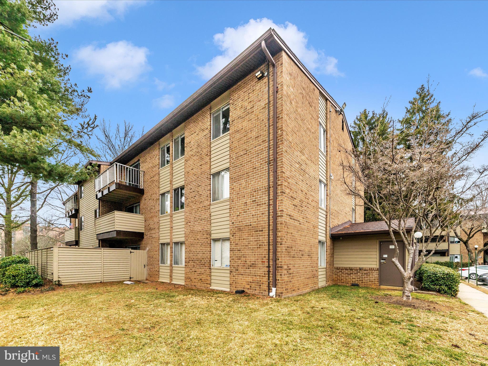 THOMAS CHOICE GARDENS - Residential