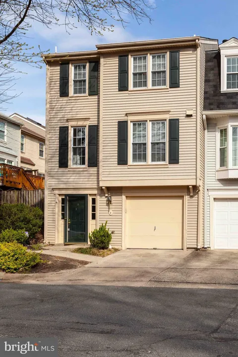 2 Fendall Avenue, Alexandria, VA MLS: VAAX2043090