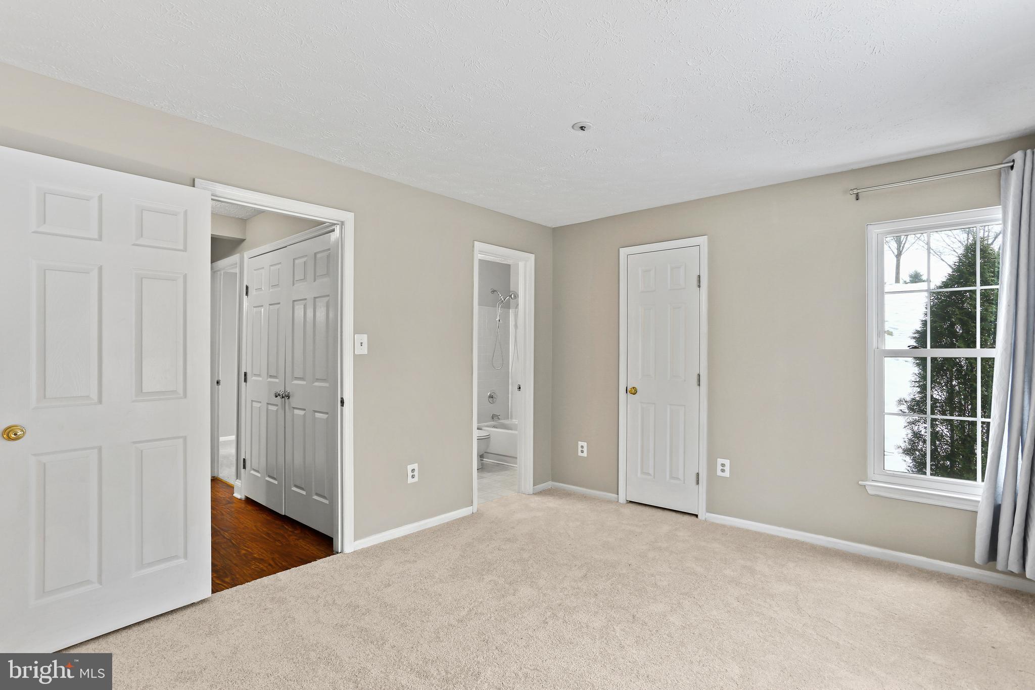 DORSEY HALL - Residential