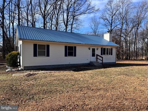 Photo of 285 Tuxedo Lane, WOODSIDE, DE 19980 (MLS # DEKT2043458)