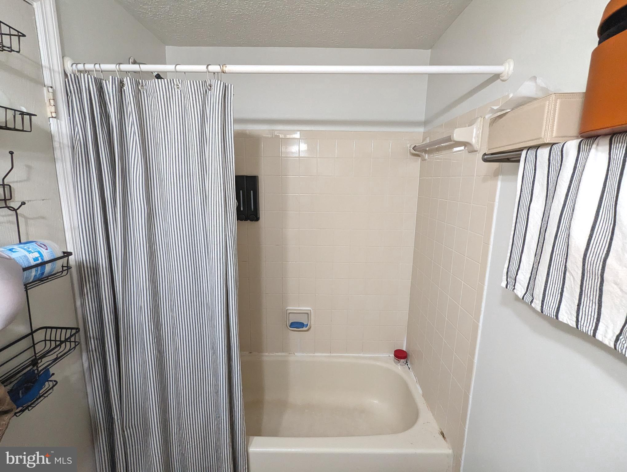 PARK SUMMIT CODM - Residential Lease