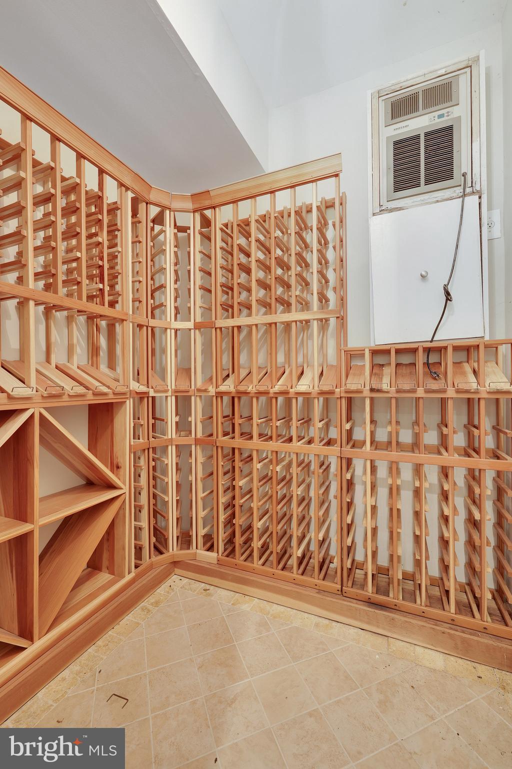 SPRING HILL FARM - Residential