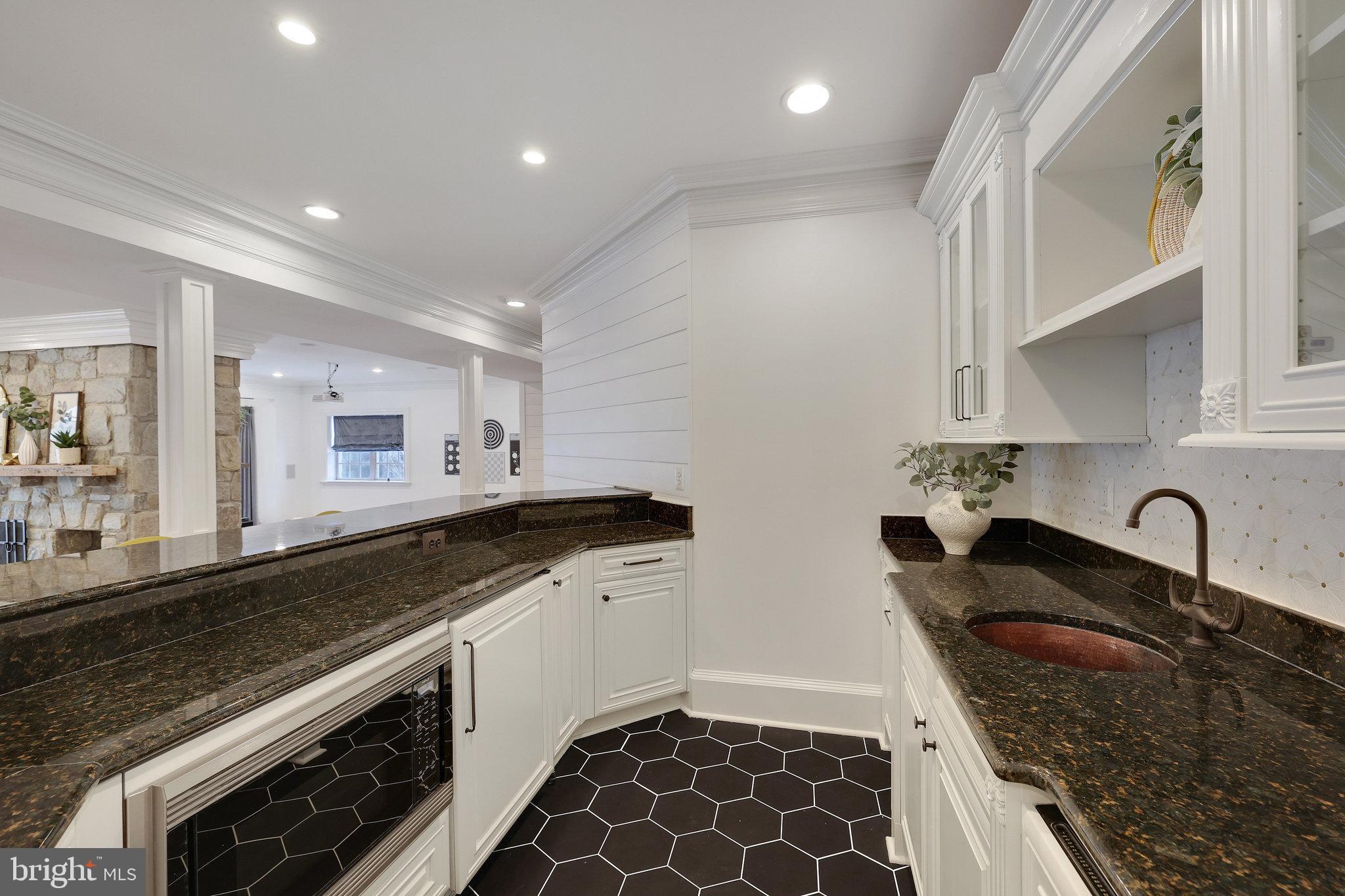 SPRING HILL FARM - Residential