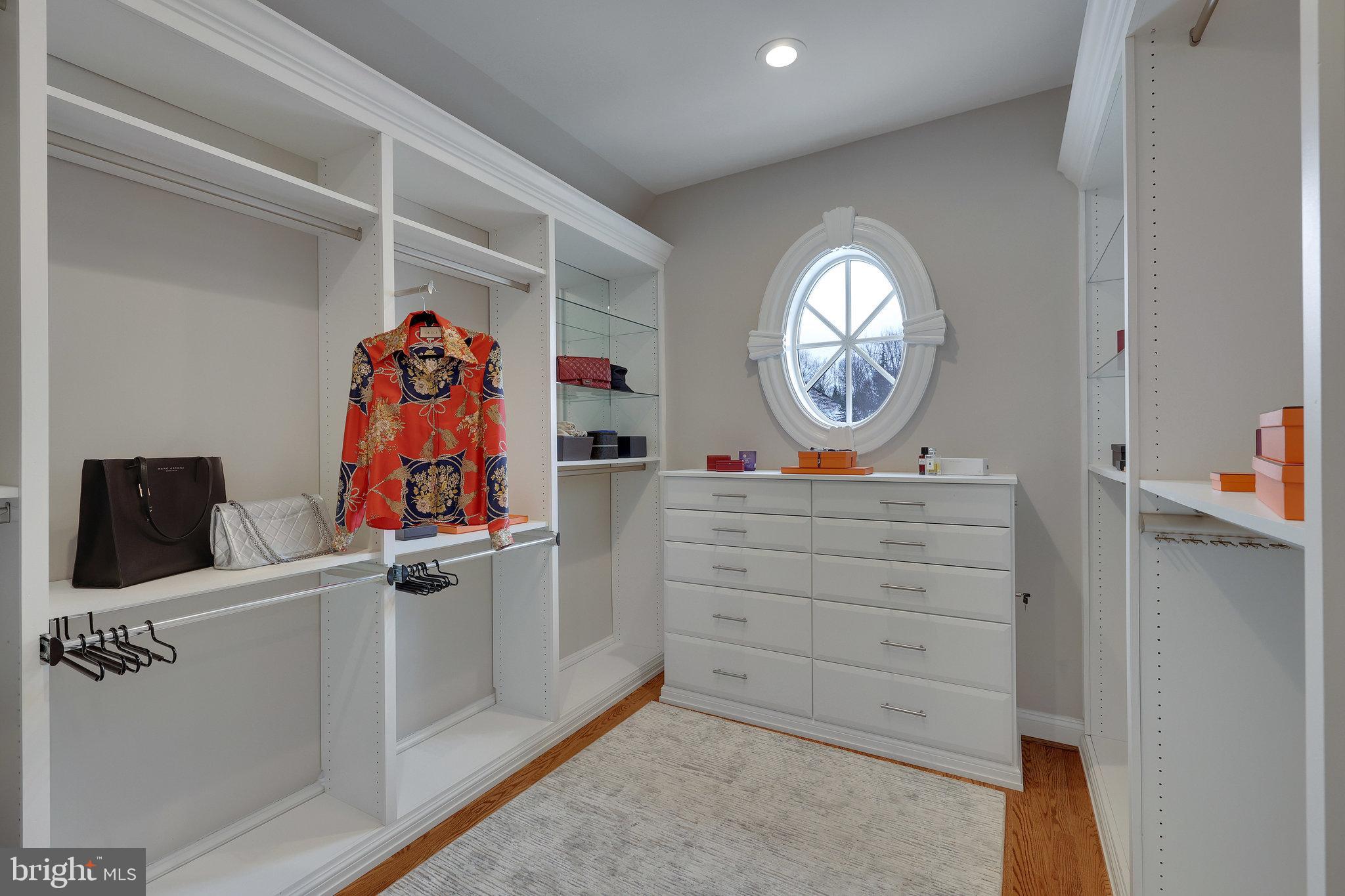 SPRING HILL FARM - Residential