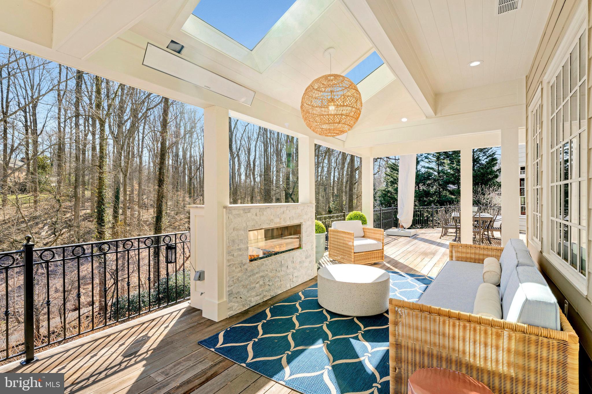 SPRING HILL FARM - Residential