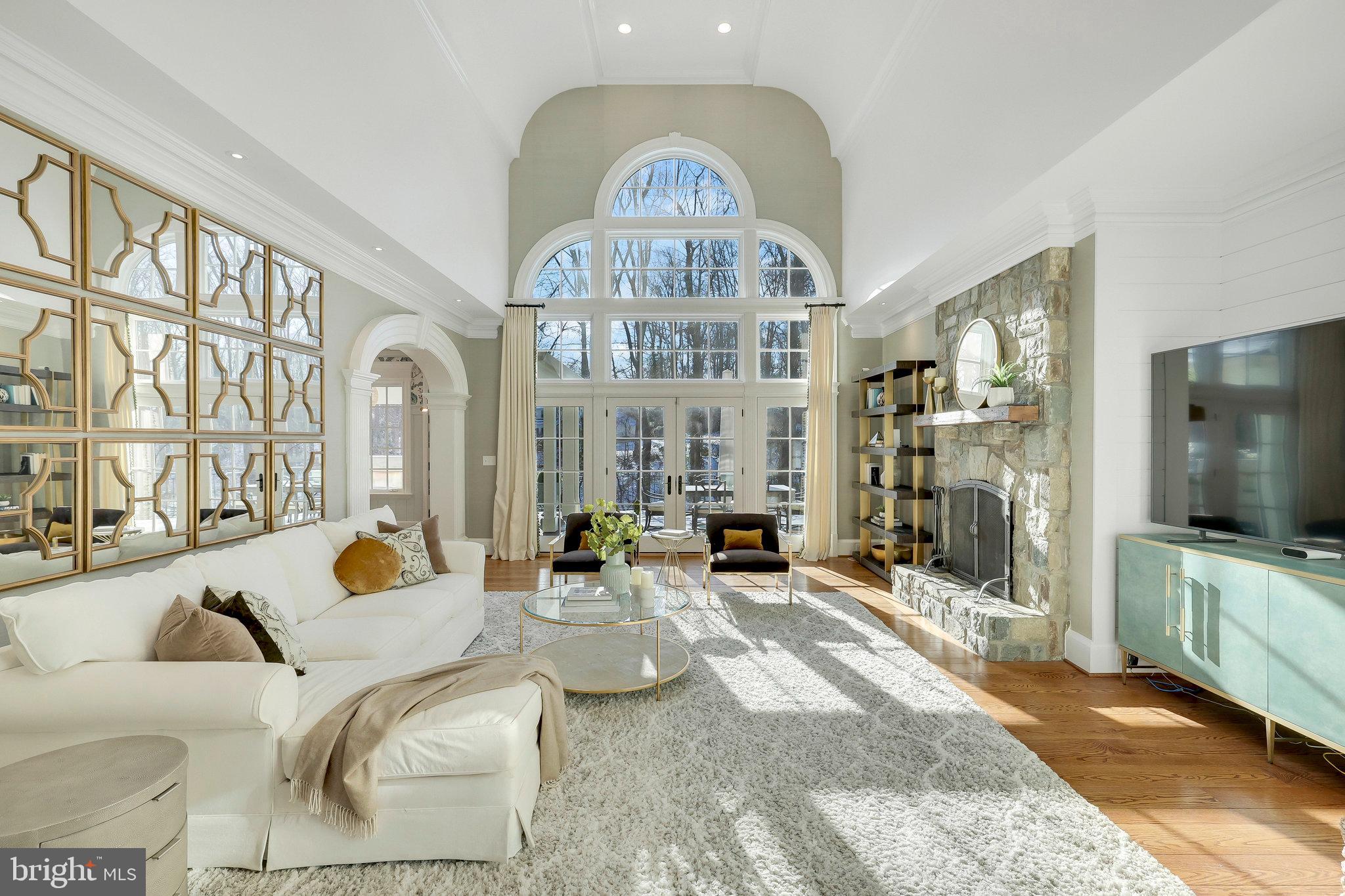 SPRING HILL FARM - Residential