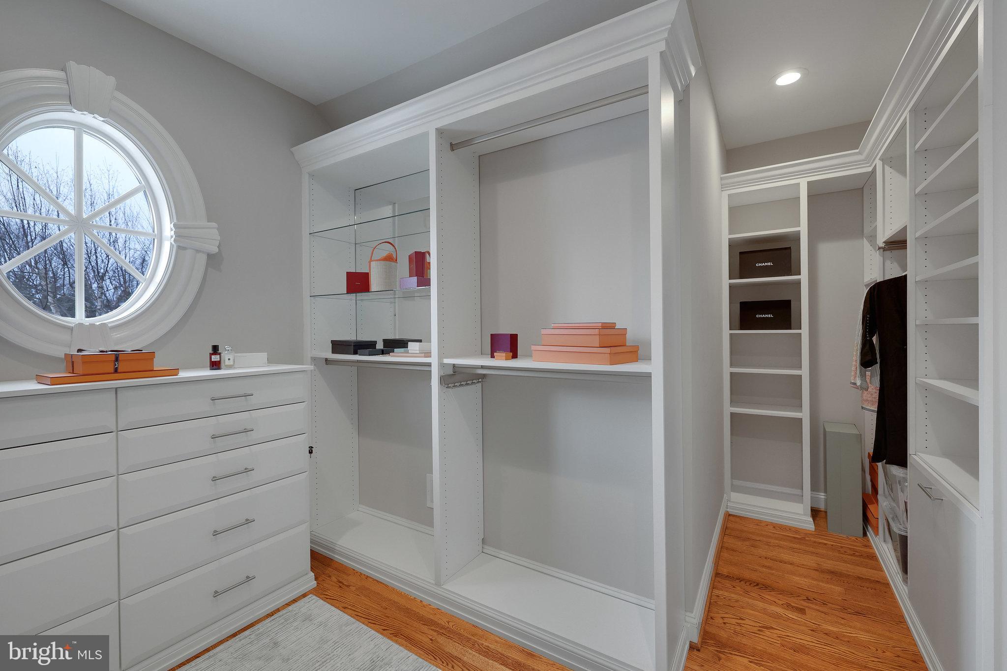 SPRING HILL FARM - Residential