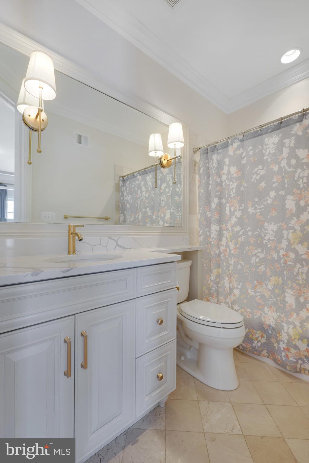 SPRING HILL FARM - Residential