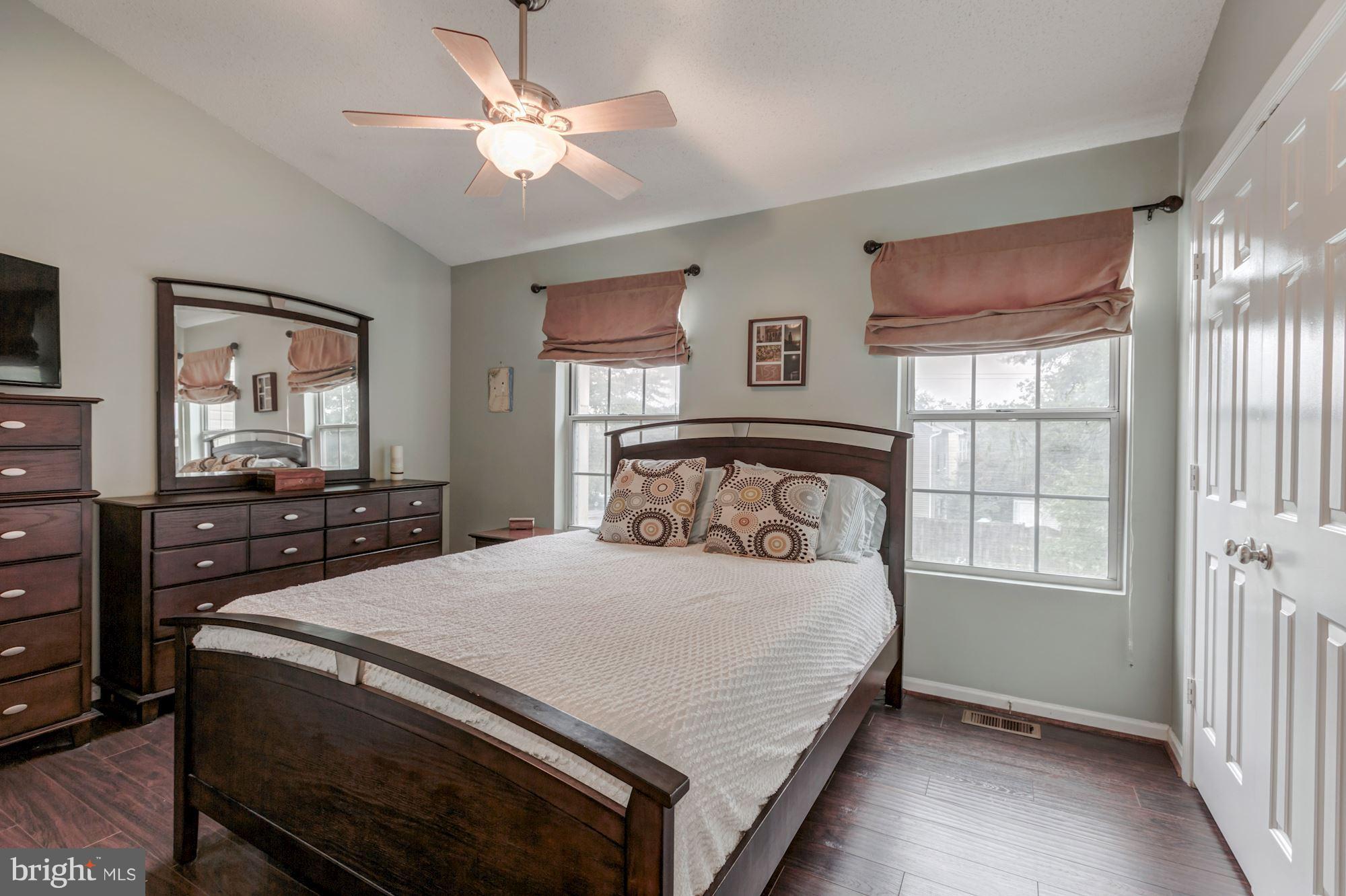 LANDSDOWNE - Residential Lease