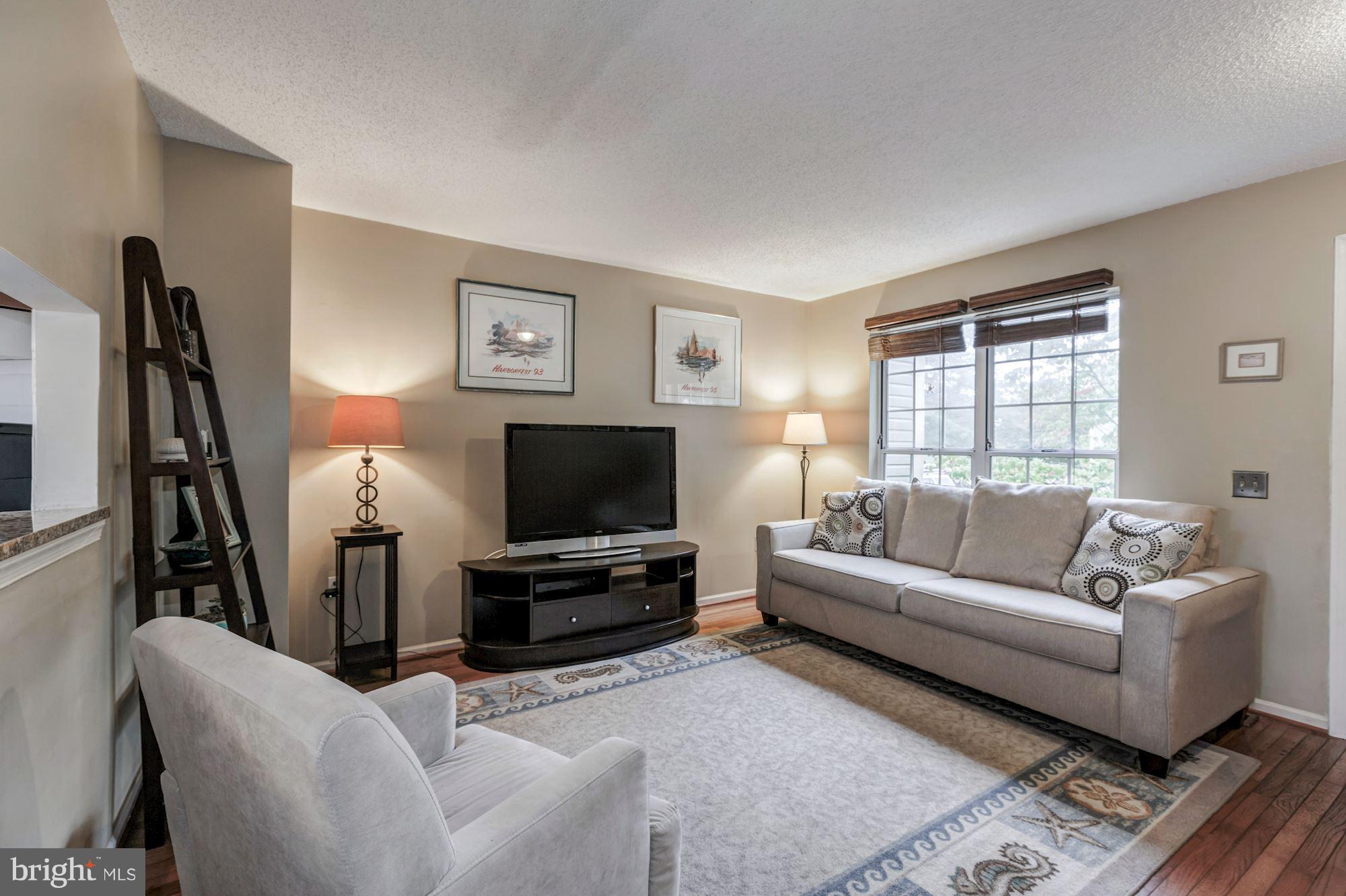 LANDSDOWNE - Residential Lease