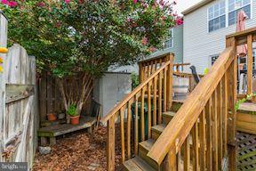 LANDSDOWNE - Residential Lease