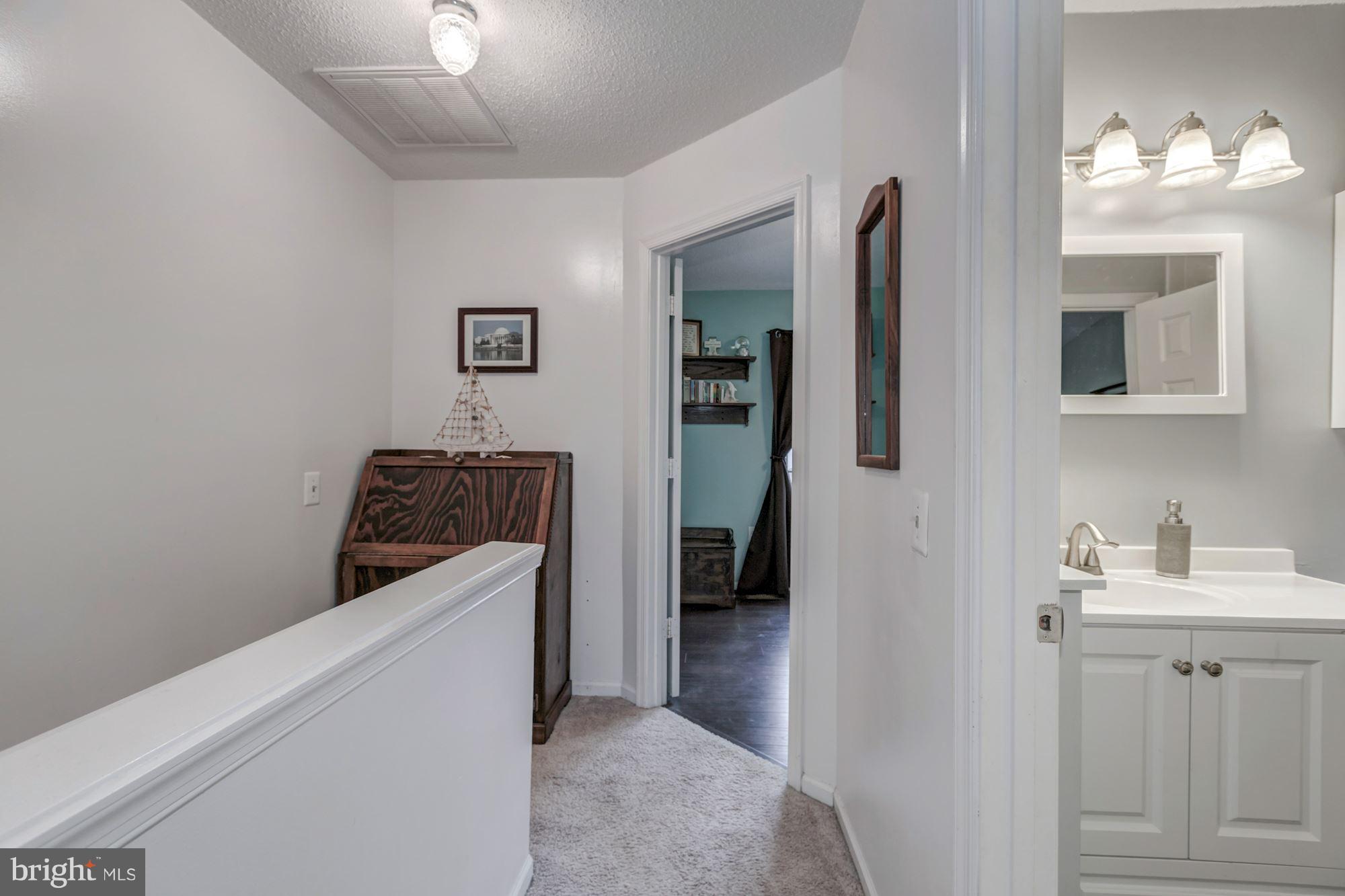 LANDSDOWNE - Residential Lease