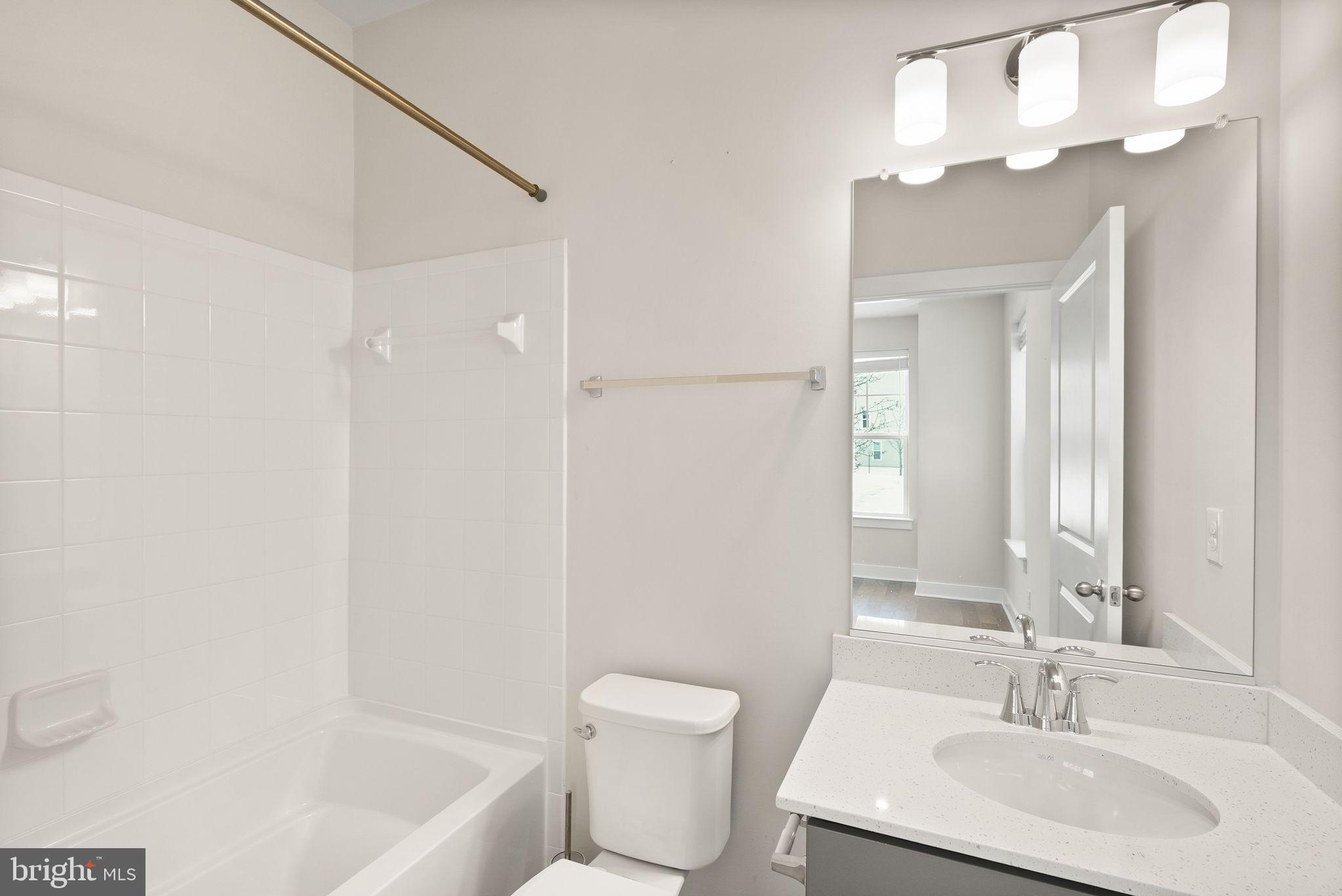 POTOMAC SHORES - Residential