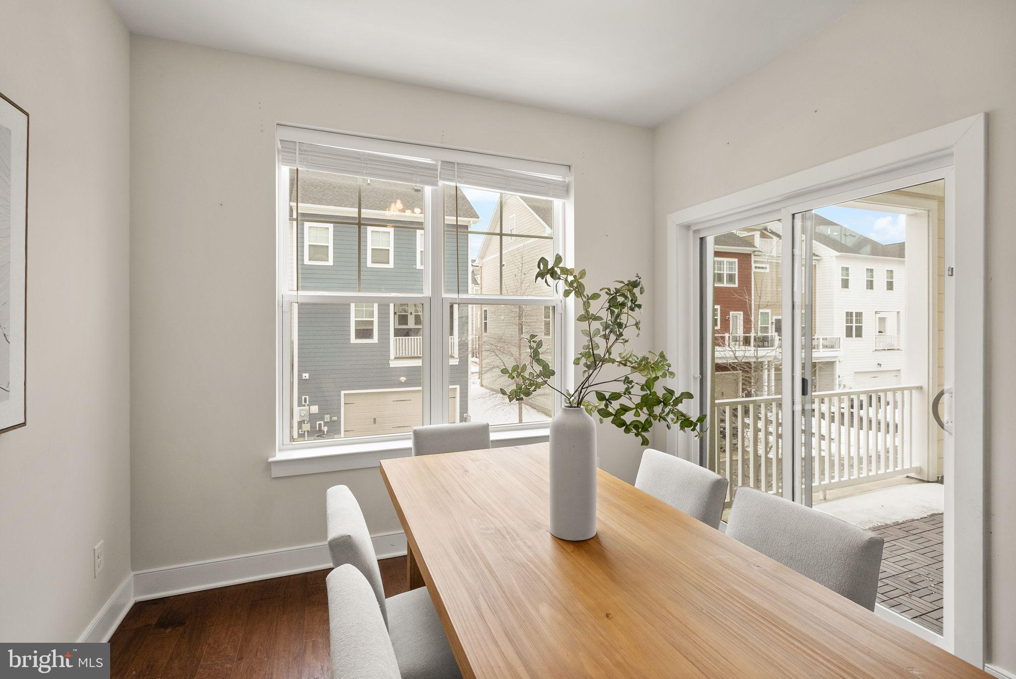 POTOMAC SHORES - Residential