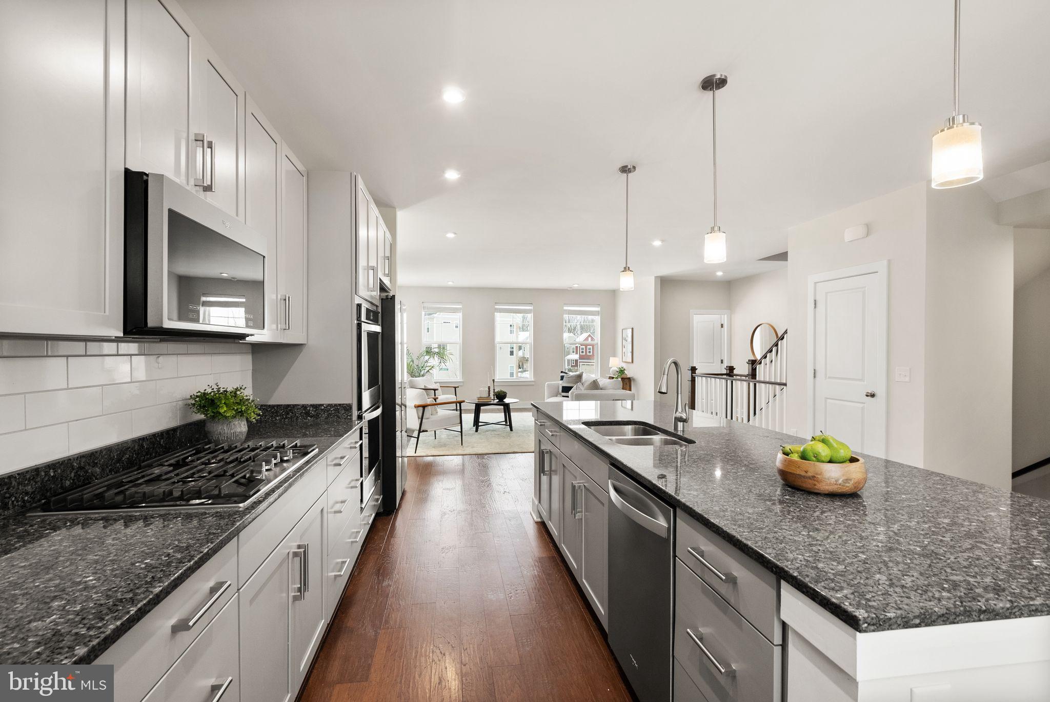 POTOMAC SHORES - Residential