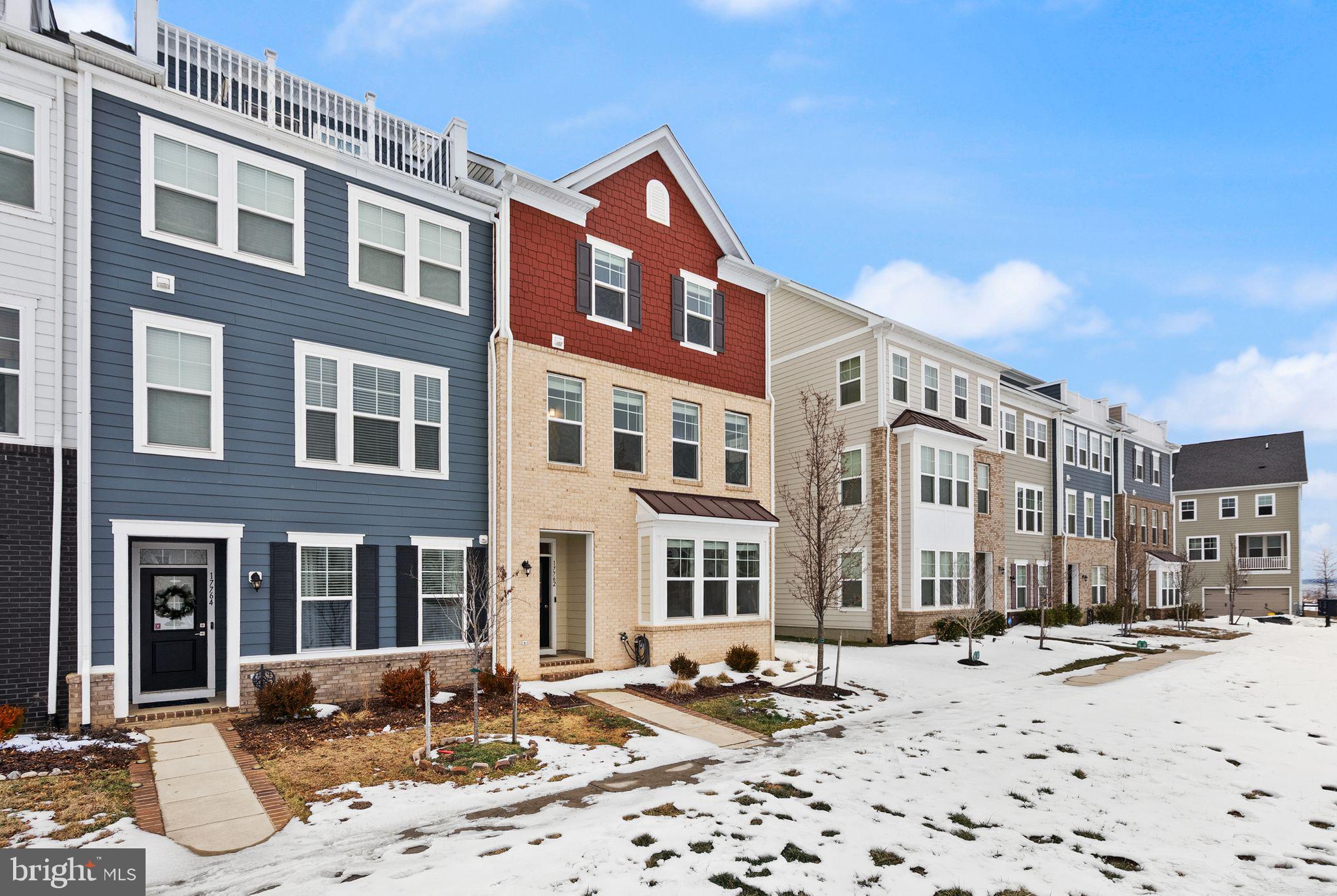 POTOMAC SHORES - Residential