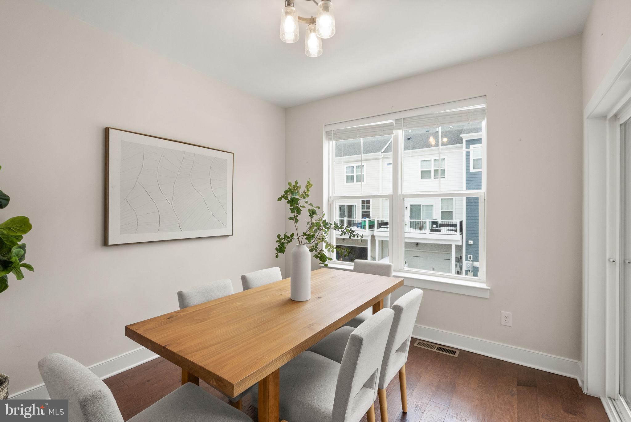 POTOMAC SHORES - Residential