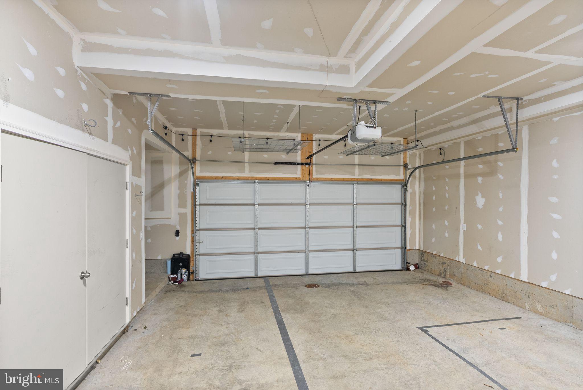 POTOMAC SHORES - Residential