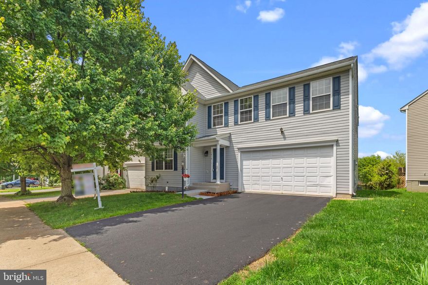Welcome. It is a nice single-family home in a GREAT size! In Meadows of Culpeper, a desirable subdivision, with 3 levels, Good size 4 Bedrooms with loft, and 3.5 baths. Master suite with Jacuzzi/shower, separate dining & living rooms, Kitchen with a breakfast bar, and opens to the spacious family room with a gas log. 2-car garage. Nice
basement with a guest room, full bath, and space for entertainment. Near to shopping areas. MUST TO
SEE!!!!!!! schedule online.. showing time
