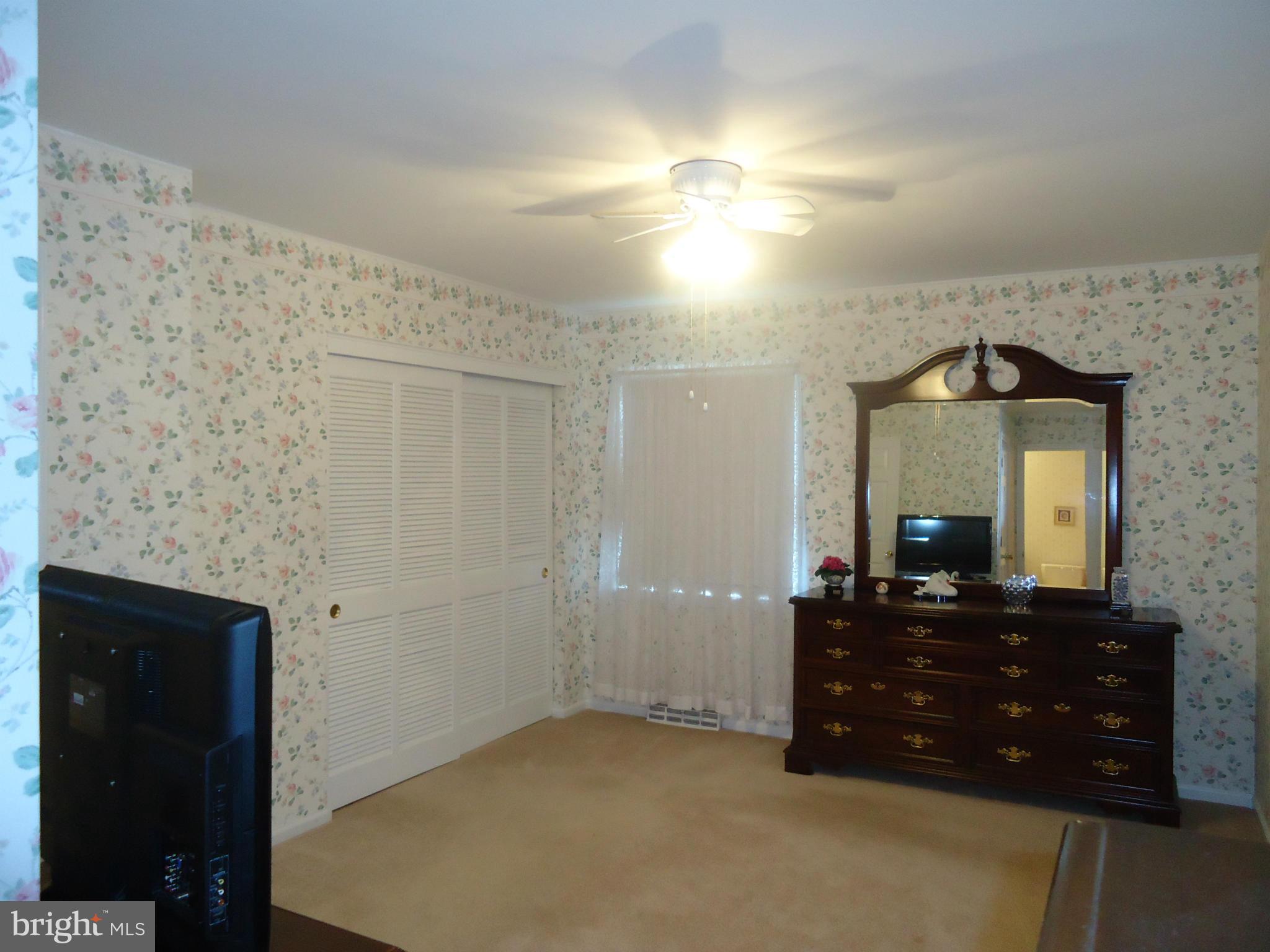FARMINGTON HEIGHTS - Residential