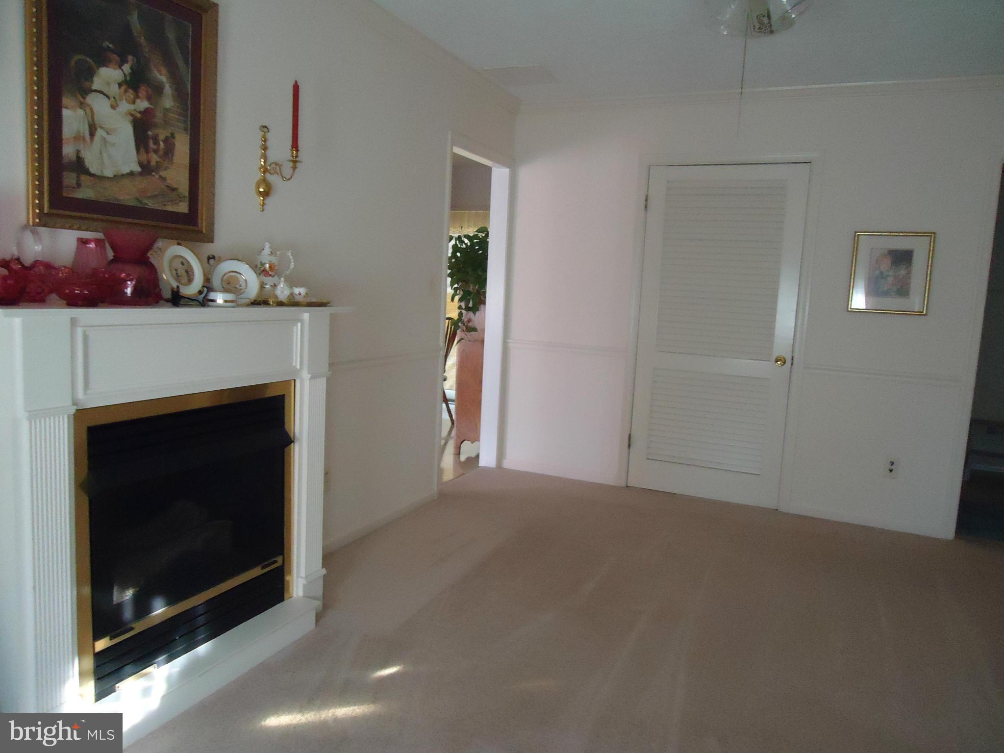 FARMINGTON HEIGHTS - Residential