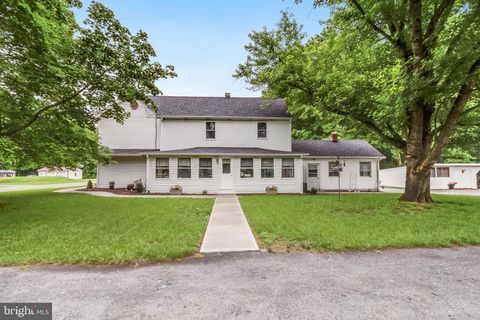 Homes For Sale - 5634 Pearsons Corner Road<br/> DOVER, DE 19904