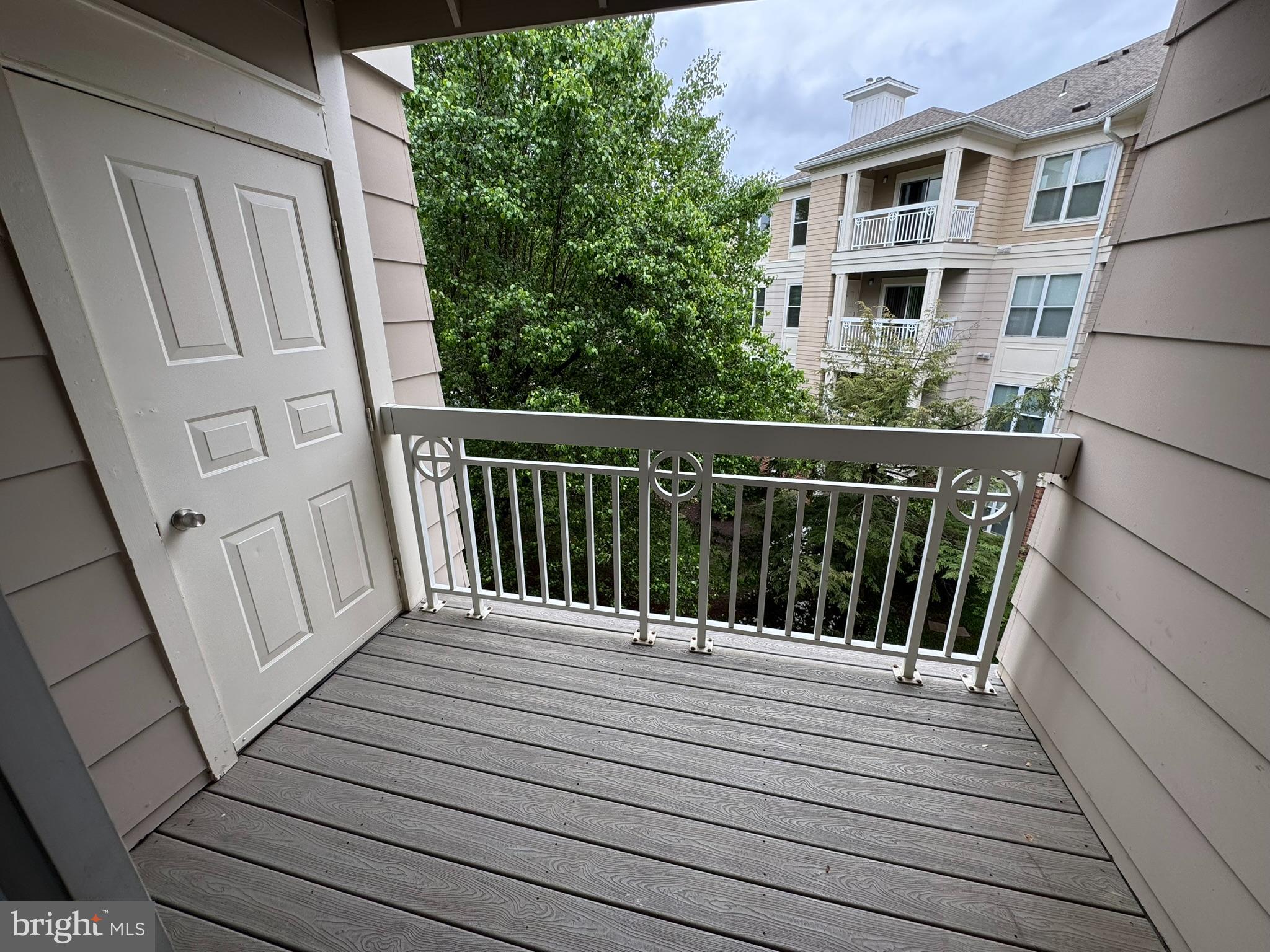 WORLDGATE CONDO - Residential