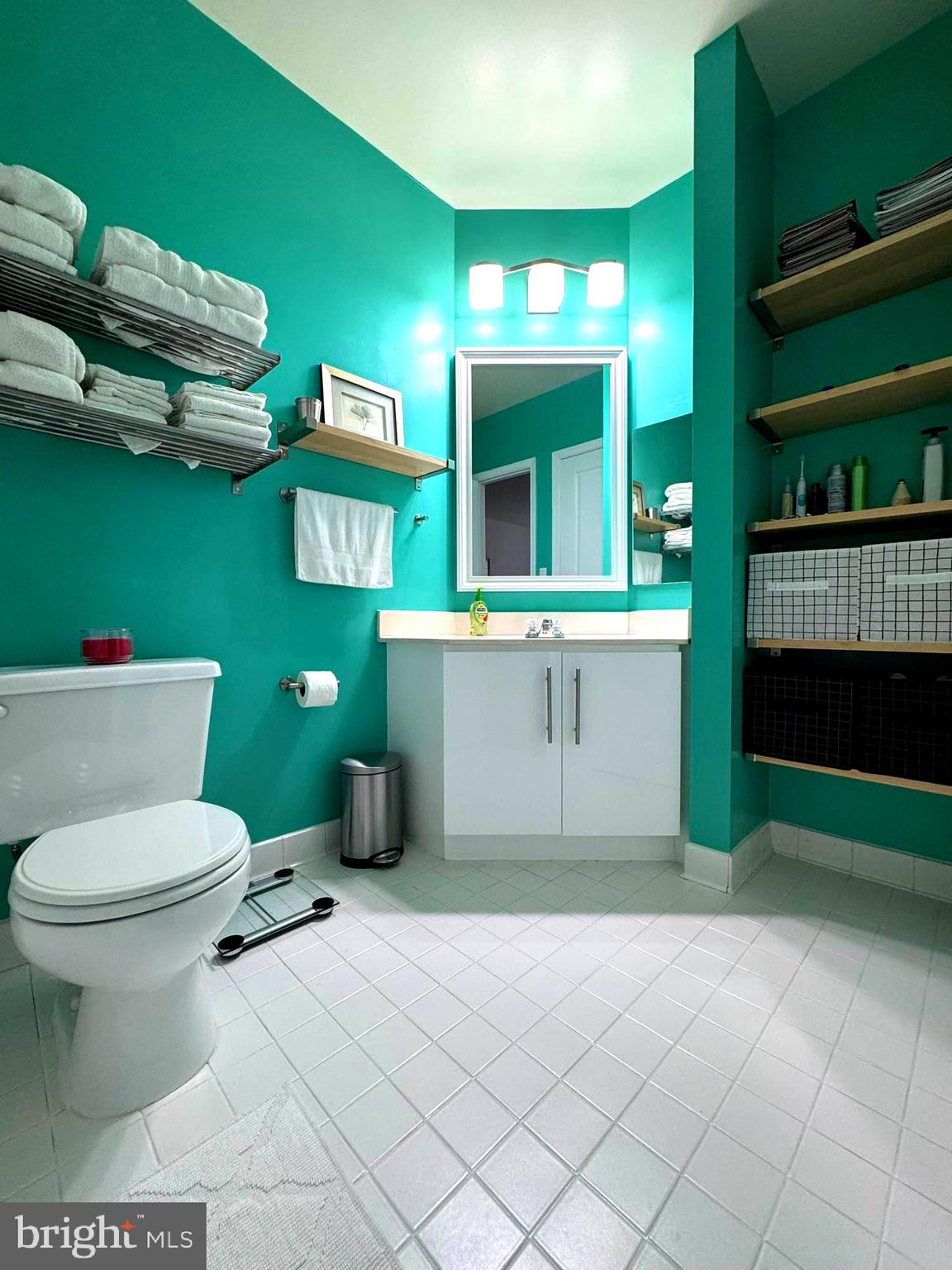 WORLDGATE CONDO - Residential