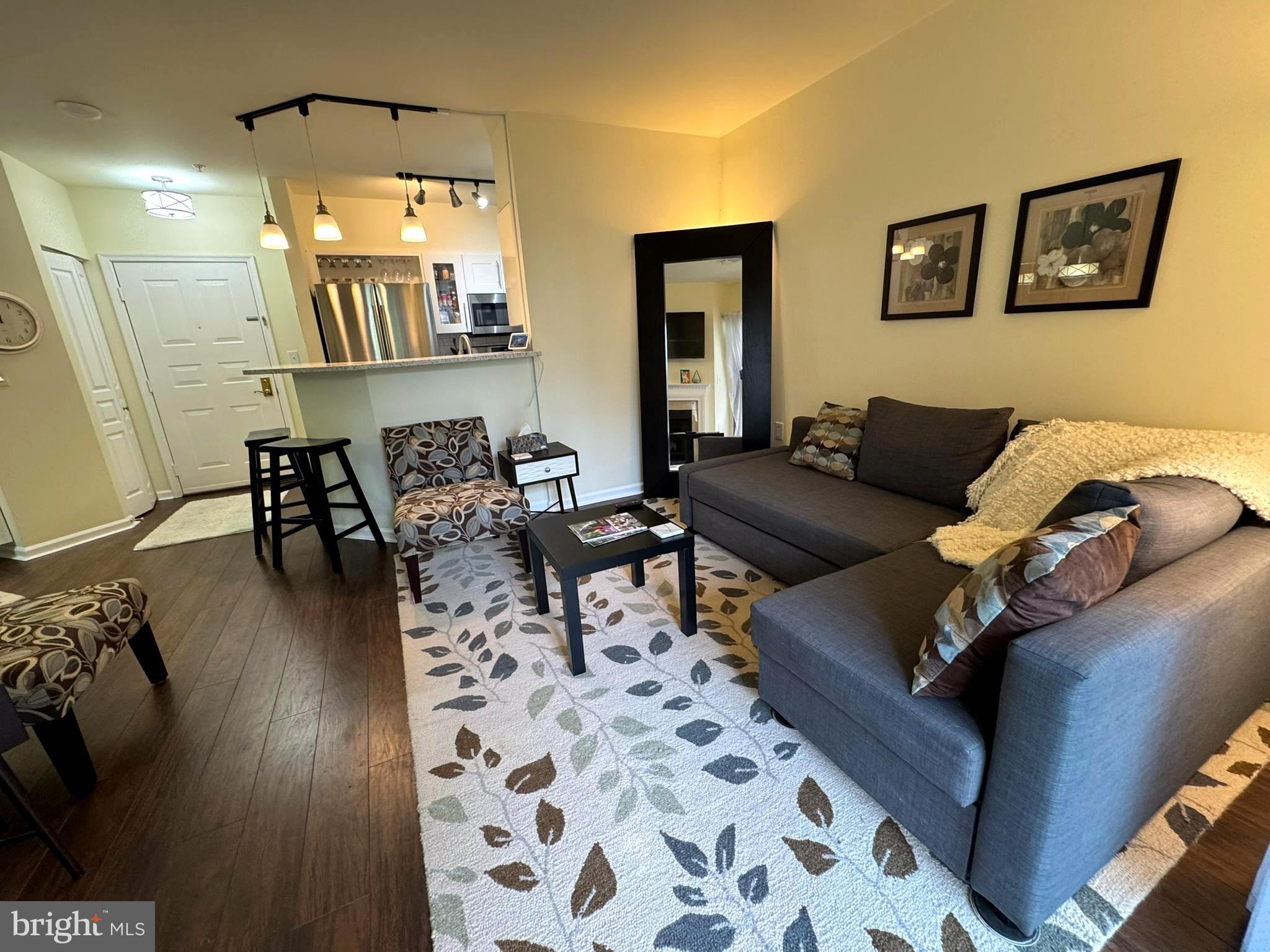 WORLDGATE CONDO - Residential