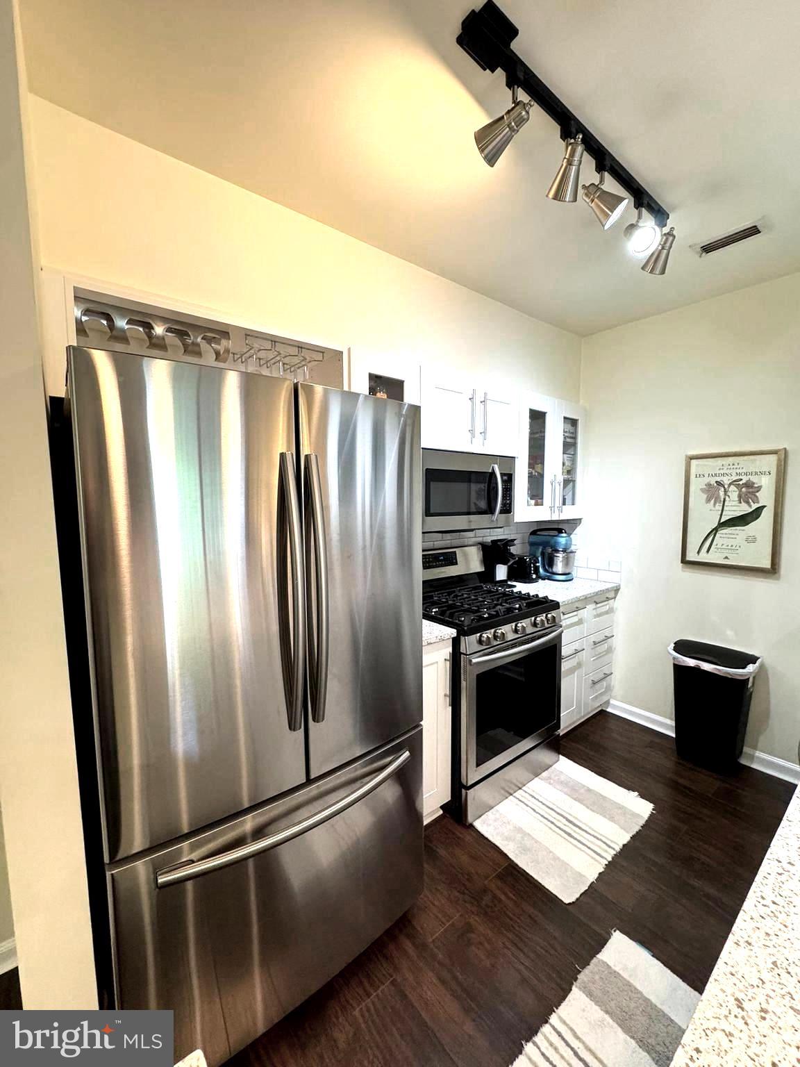 WORLDGATE CONDO - Residential