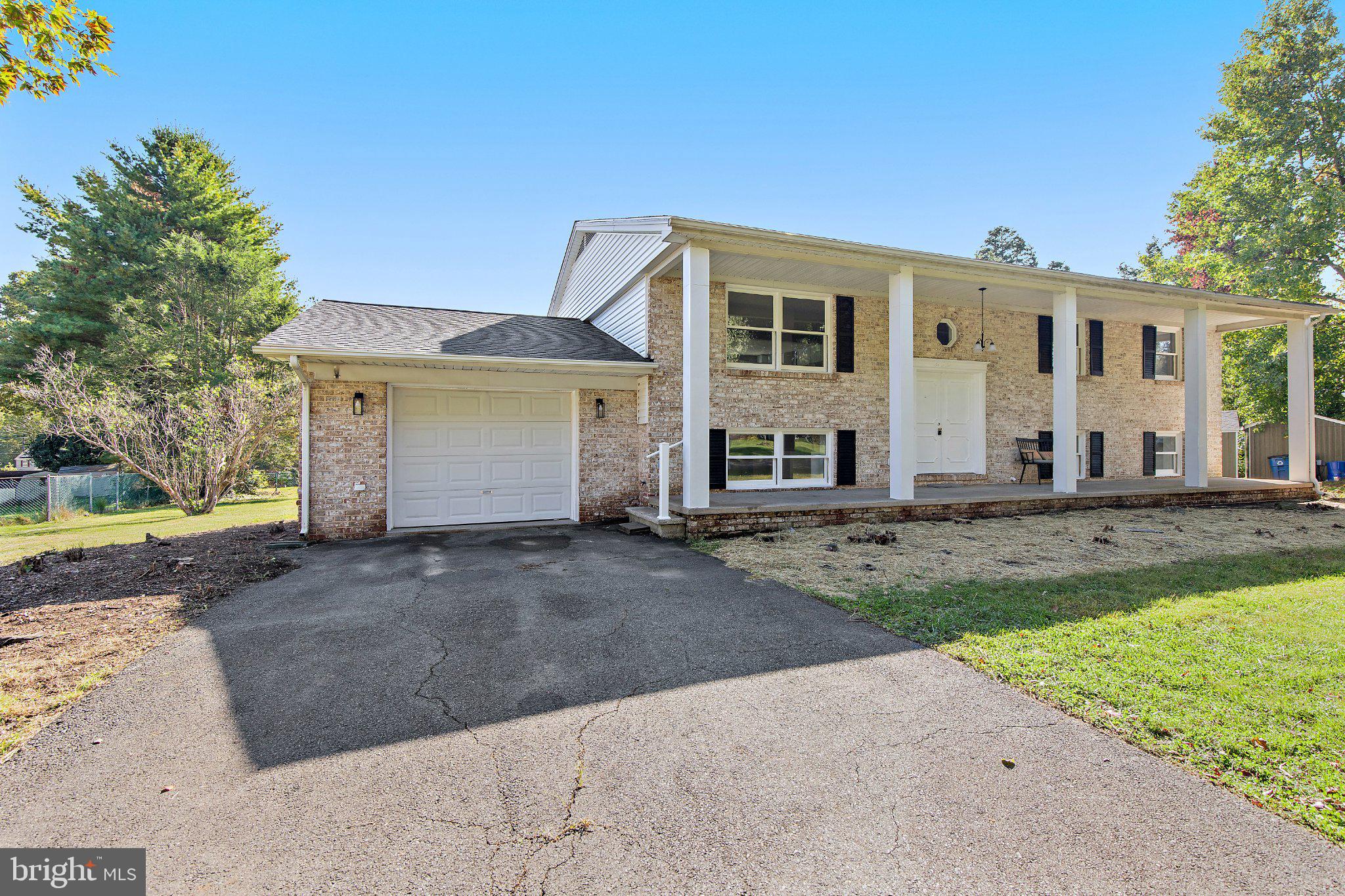 602 ROWE DRIVE