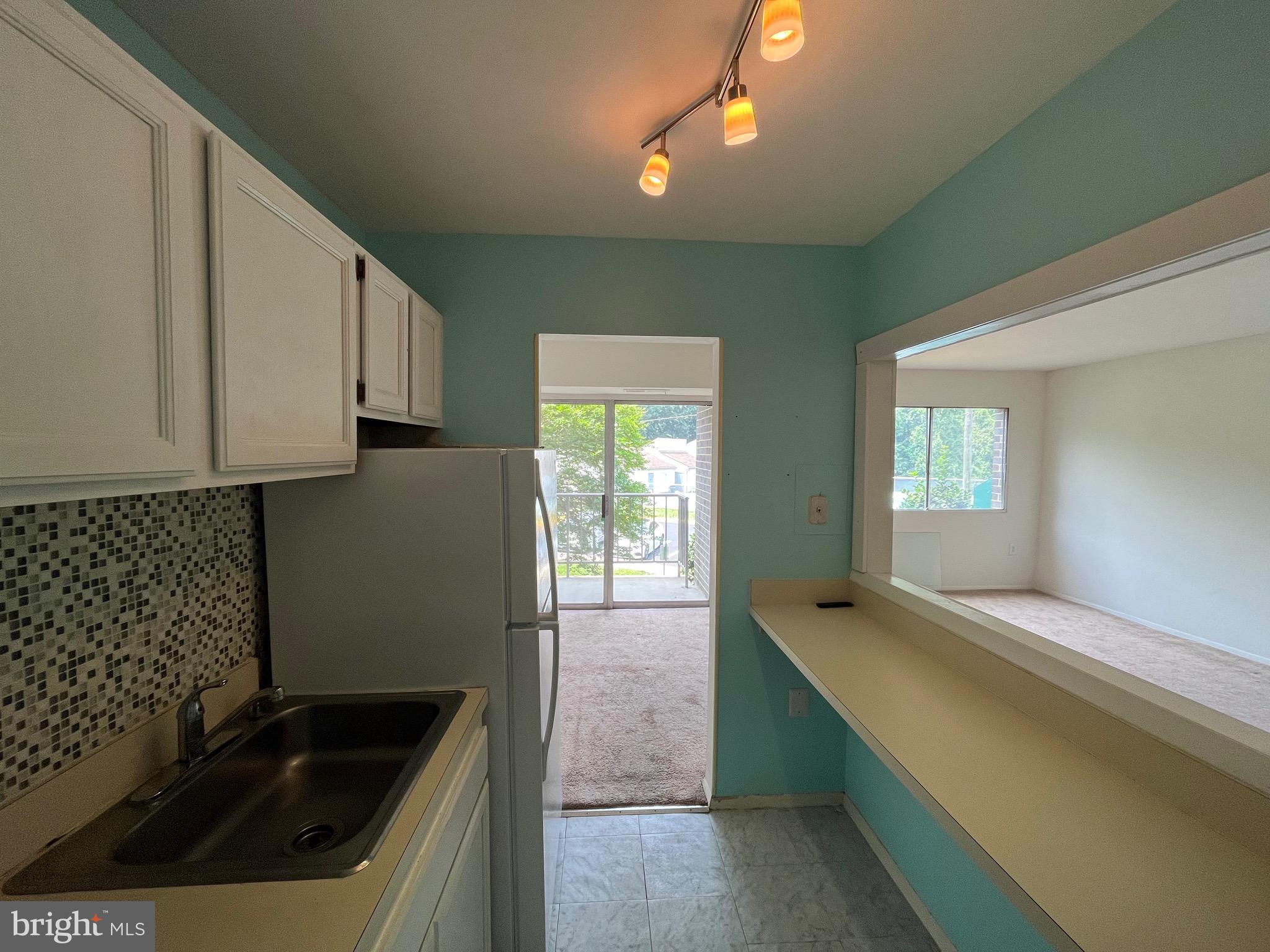 OCCOQUAN RIDGE - Residential Lease