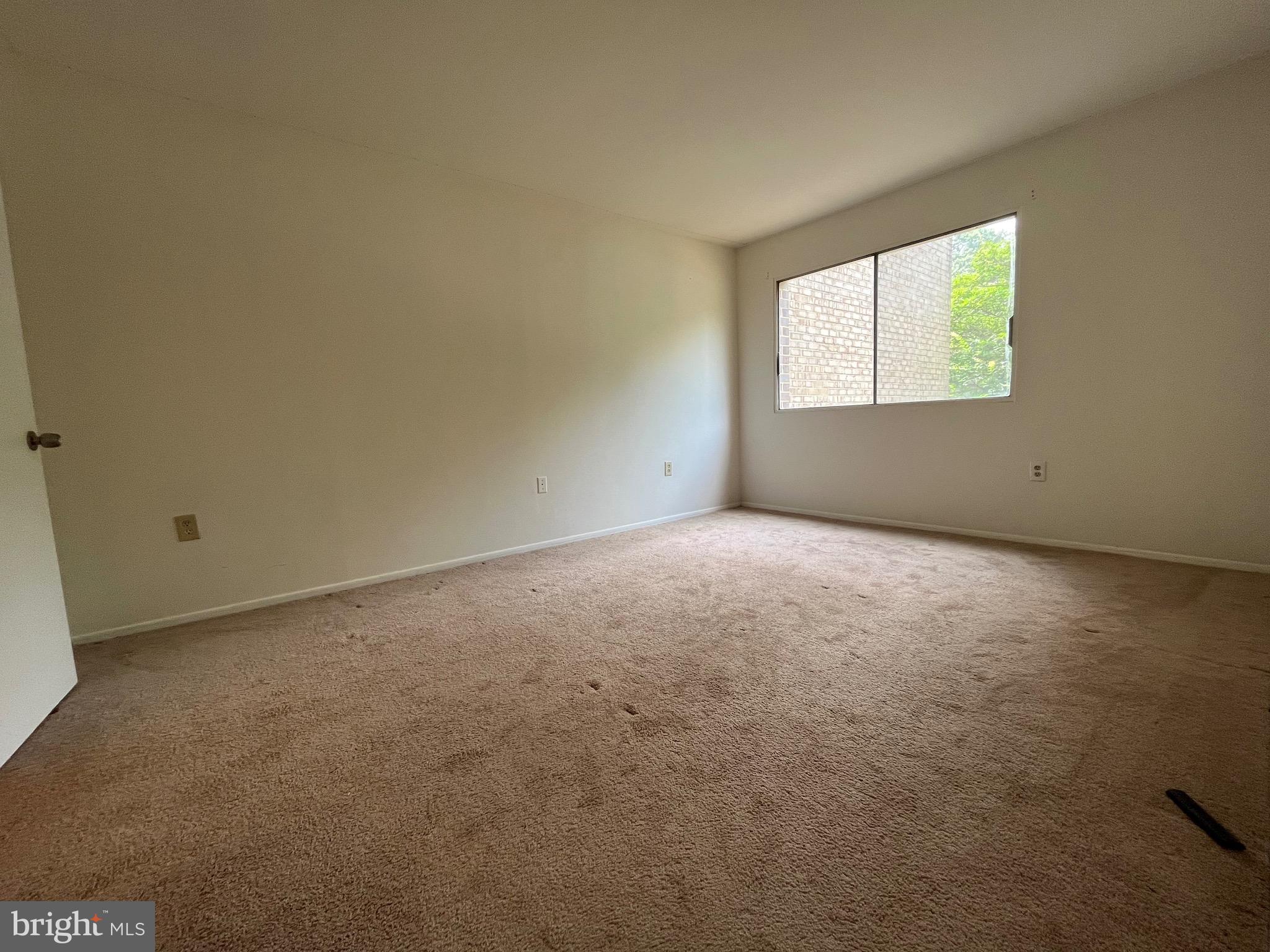 OCCOQUAN RIDGE - Residential Lease